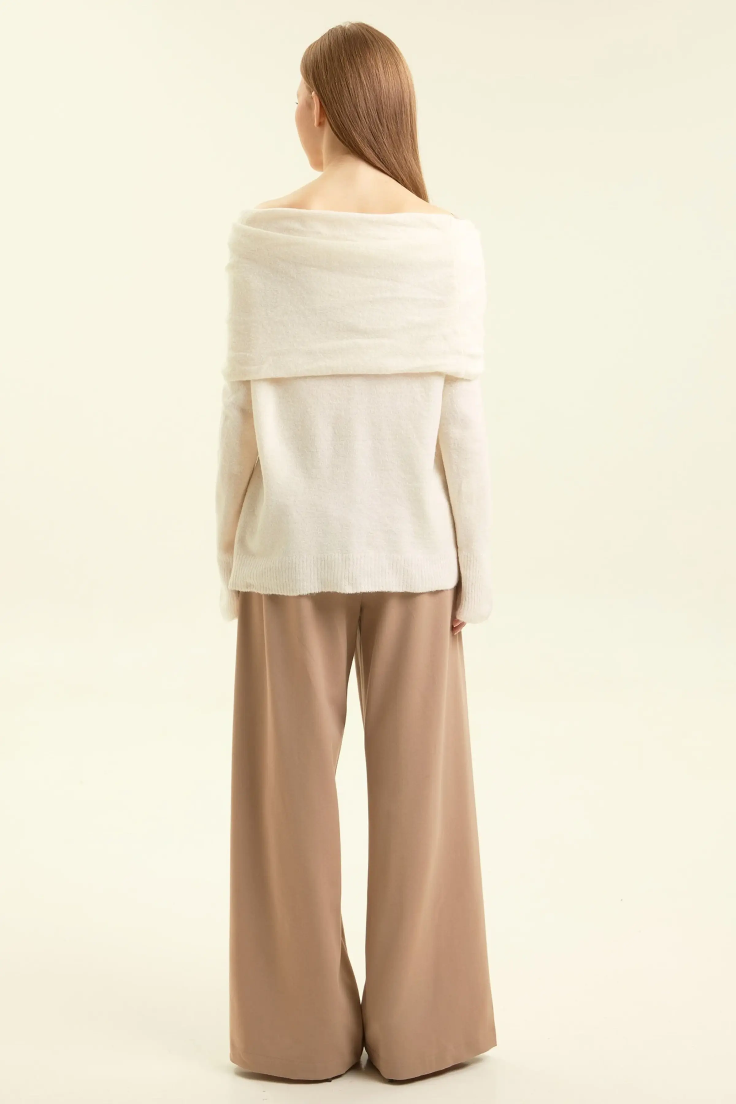 Свитер белый для женщин 47200-4 65