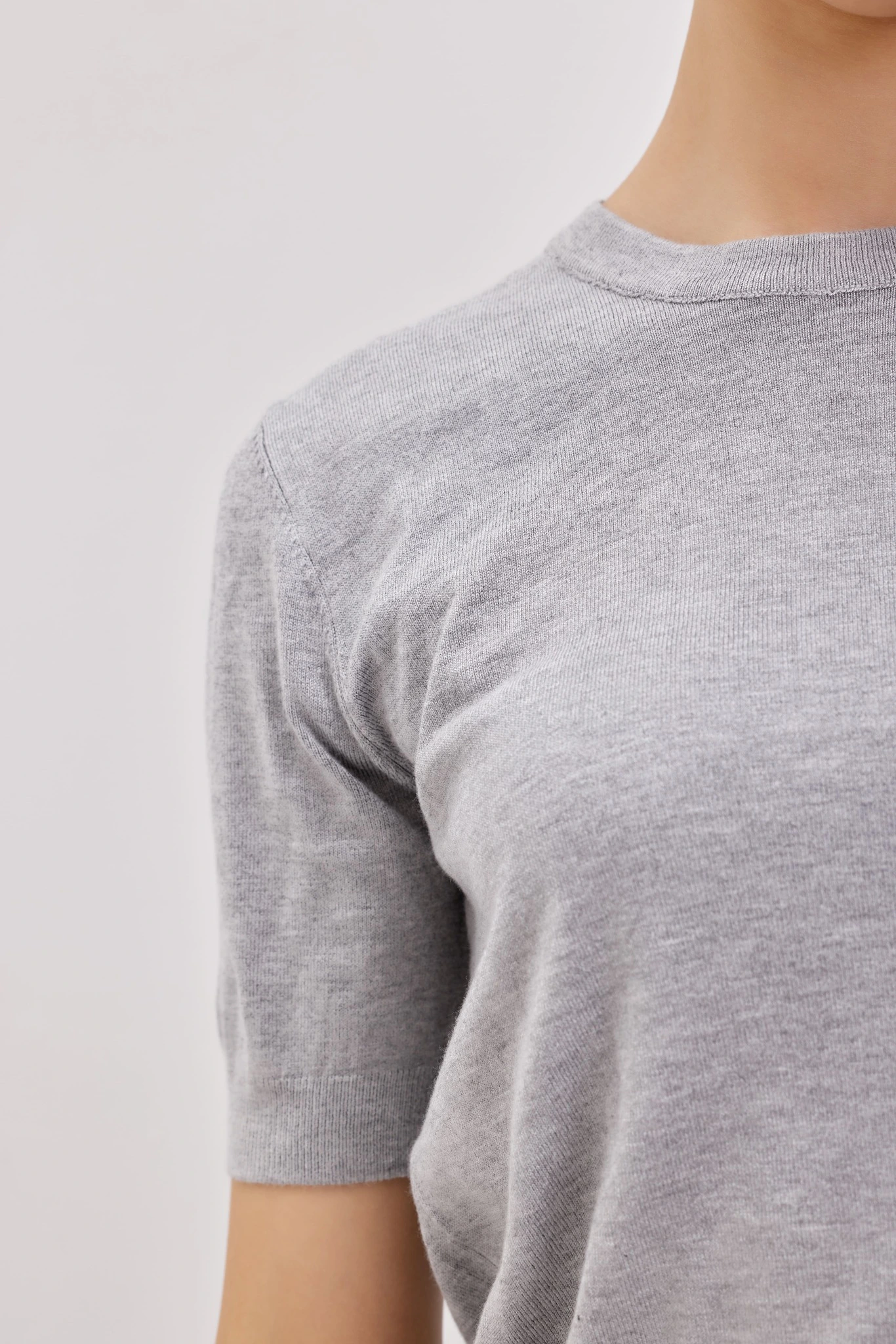 Джемпер серый для женщин 42300-61 60