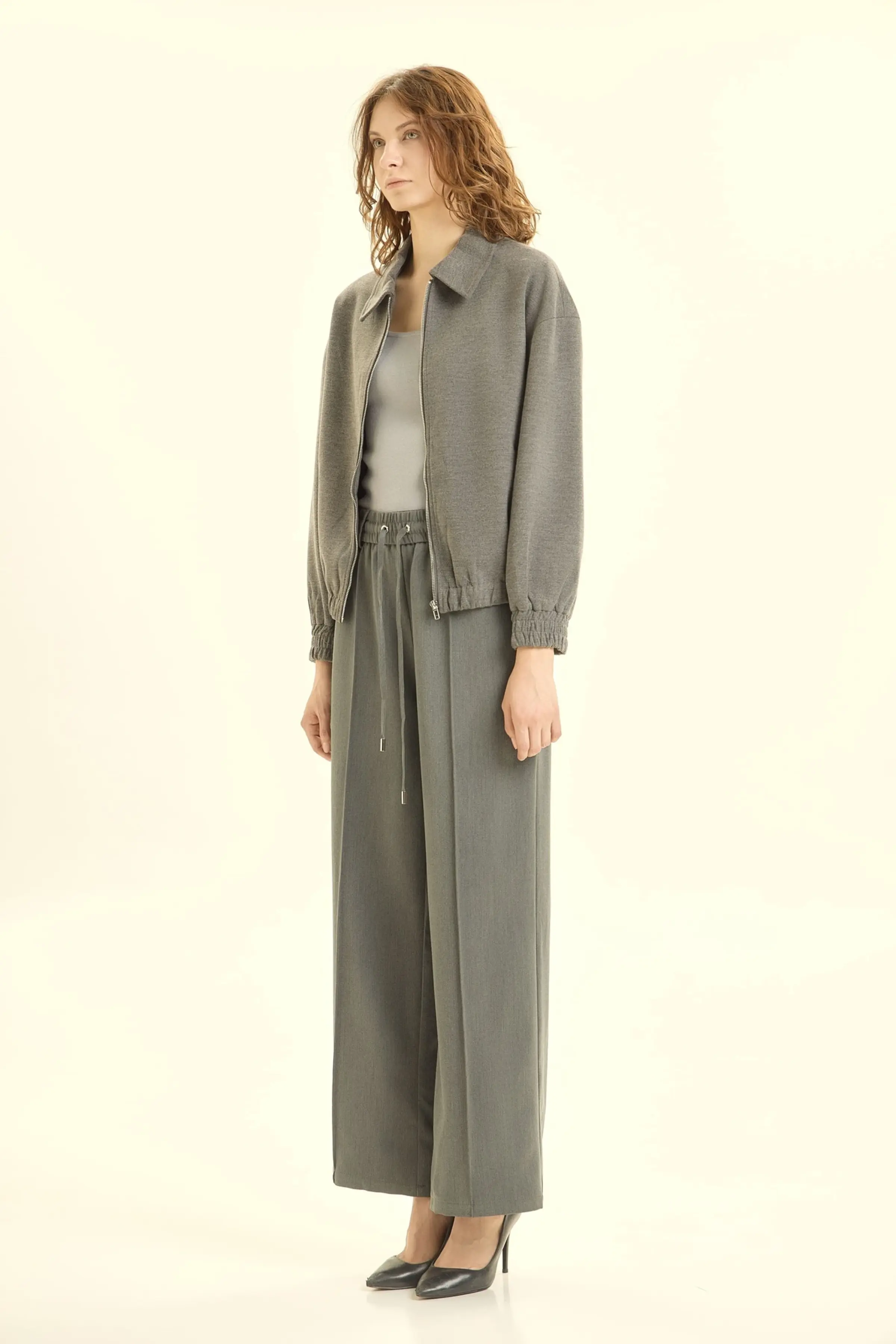 Куртка темно-серый для женщин 46180-12 47