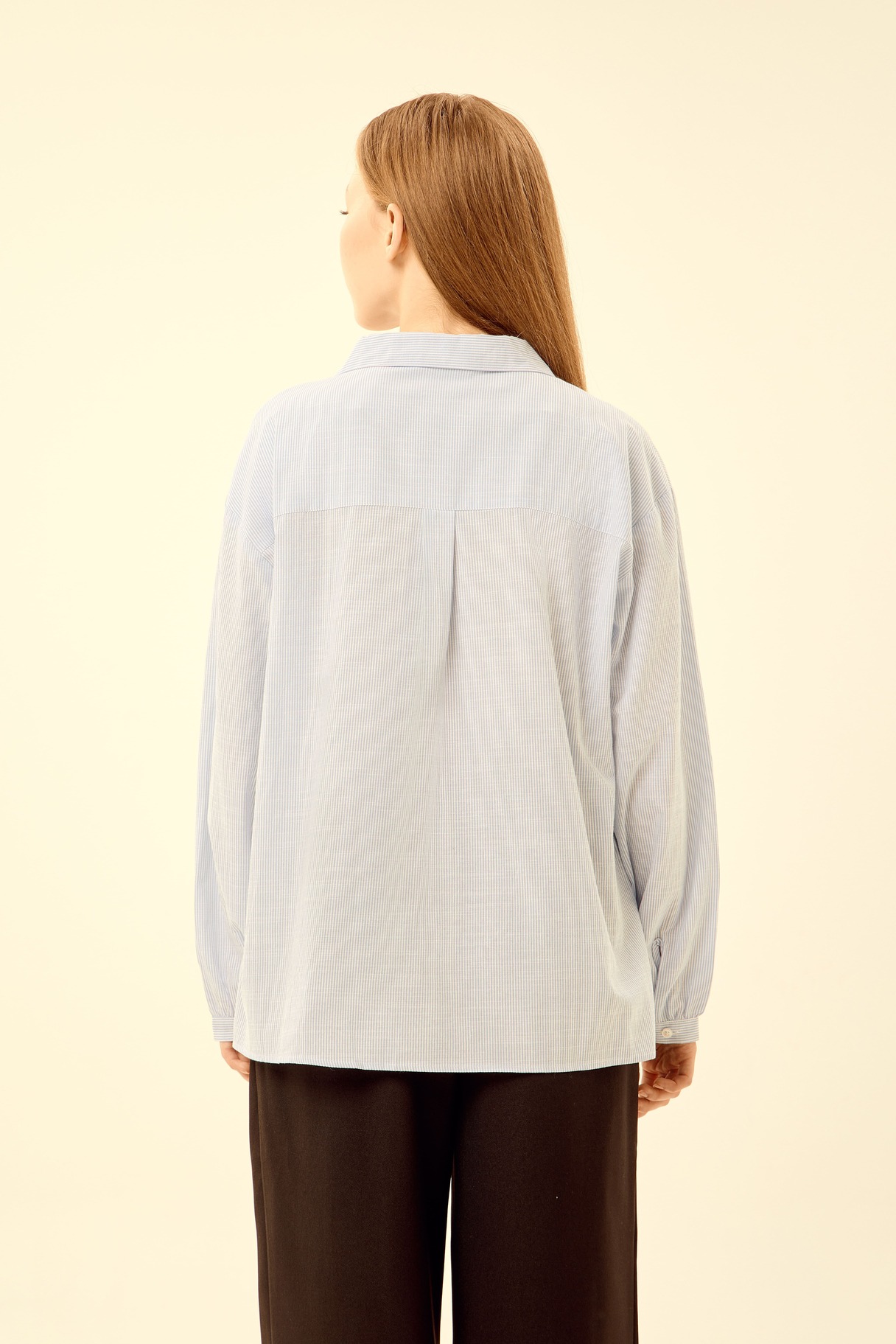 Рубашка бело-голубая полоска для женщин 45237D-47 66