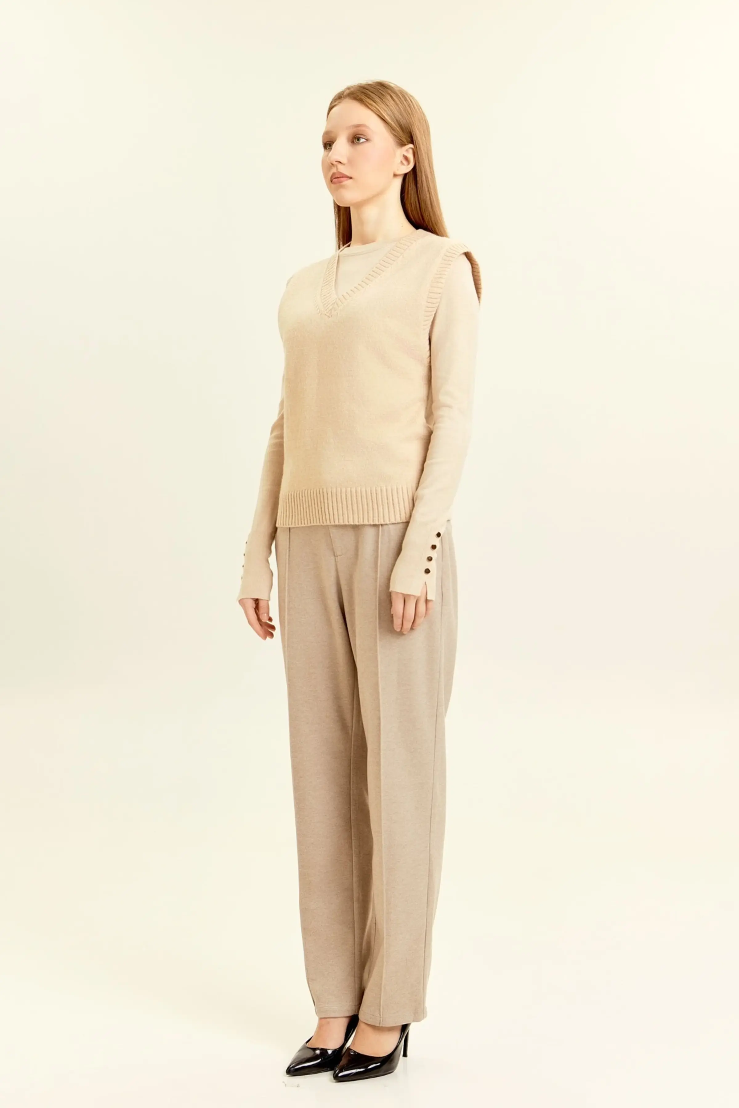 Жилетка айвори для женщин 47145-234 68