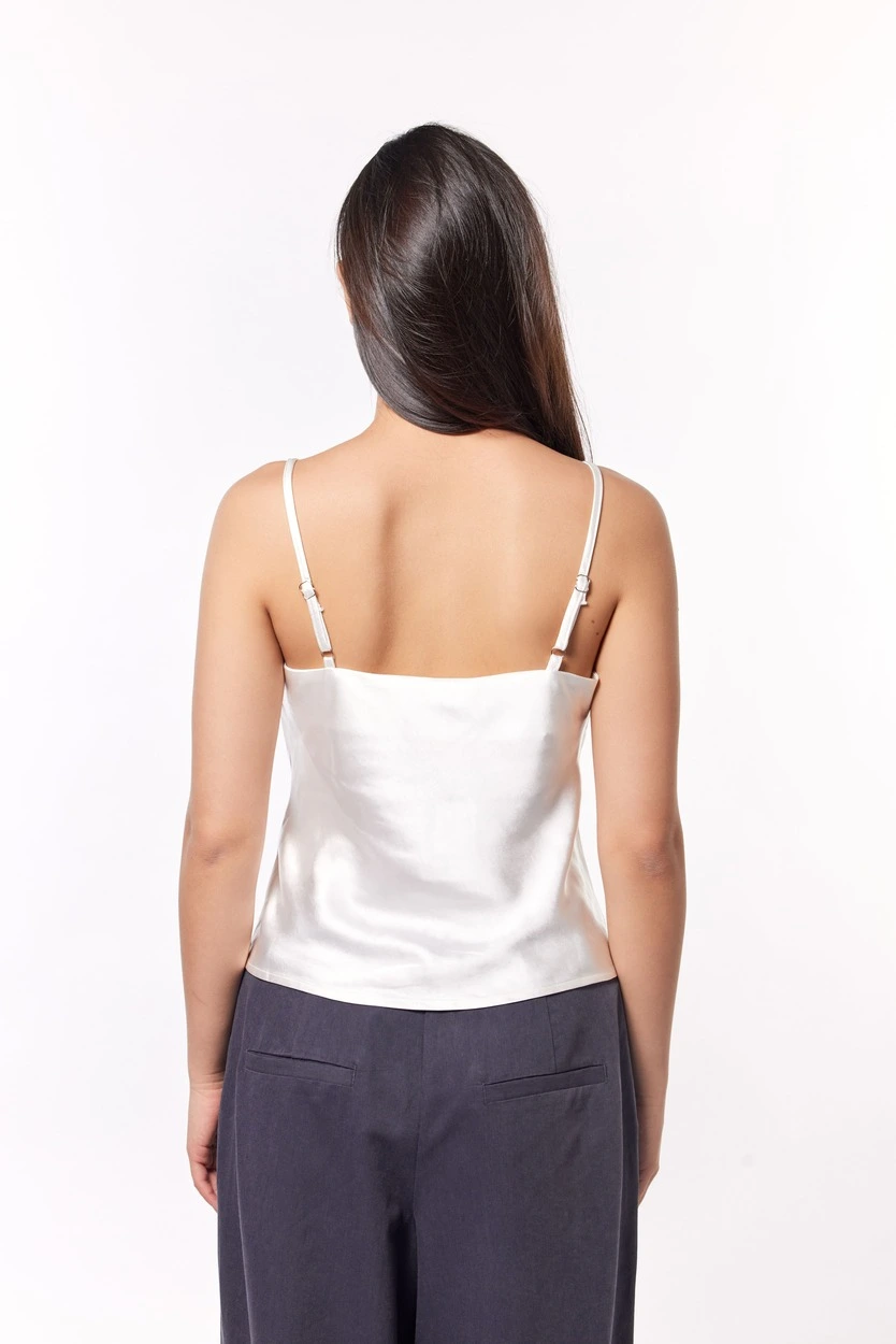 Топ белый для женщин 44265-4 46