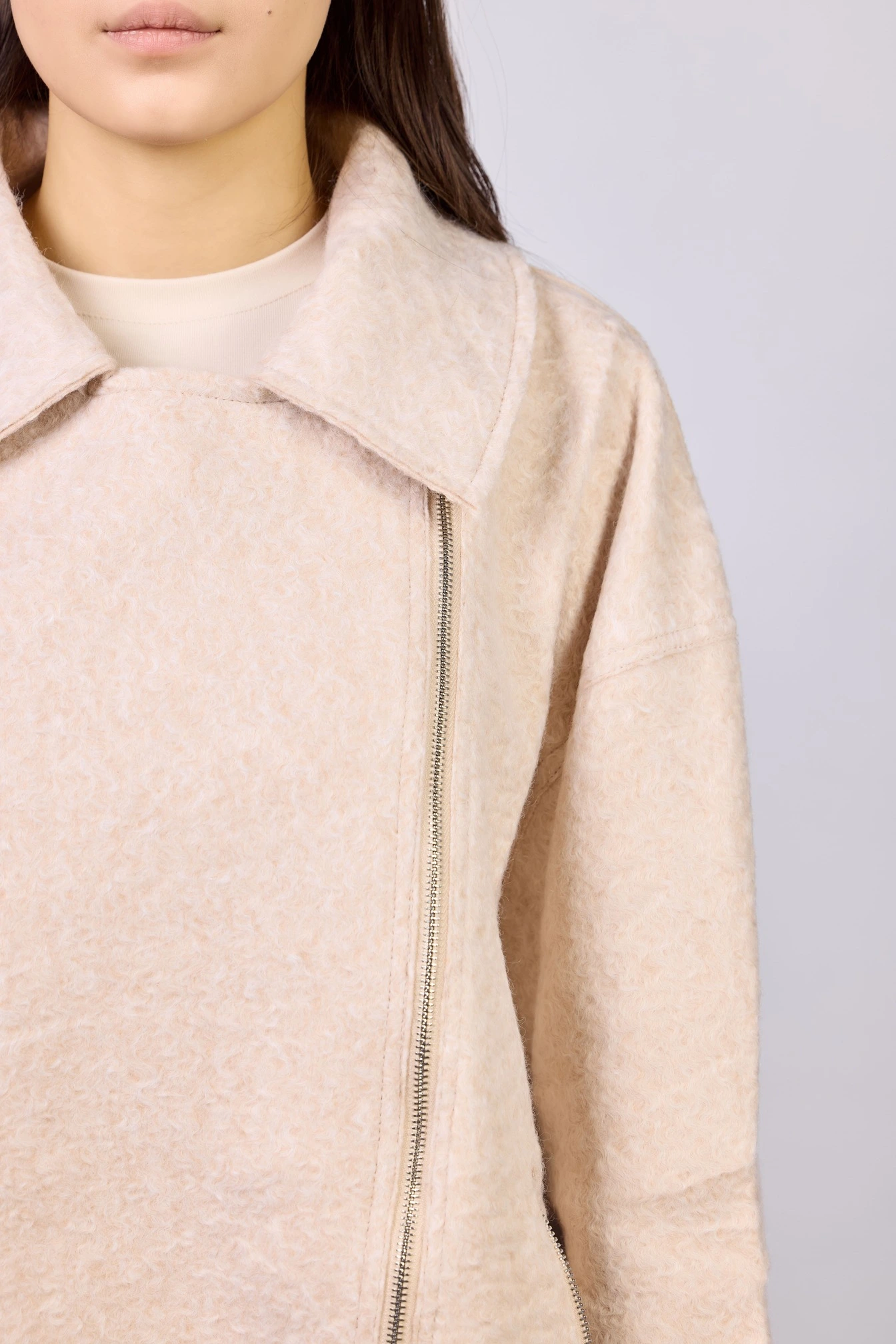 Куртка бежевый для женщин 42225-15 47