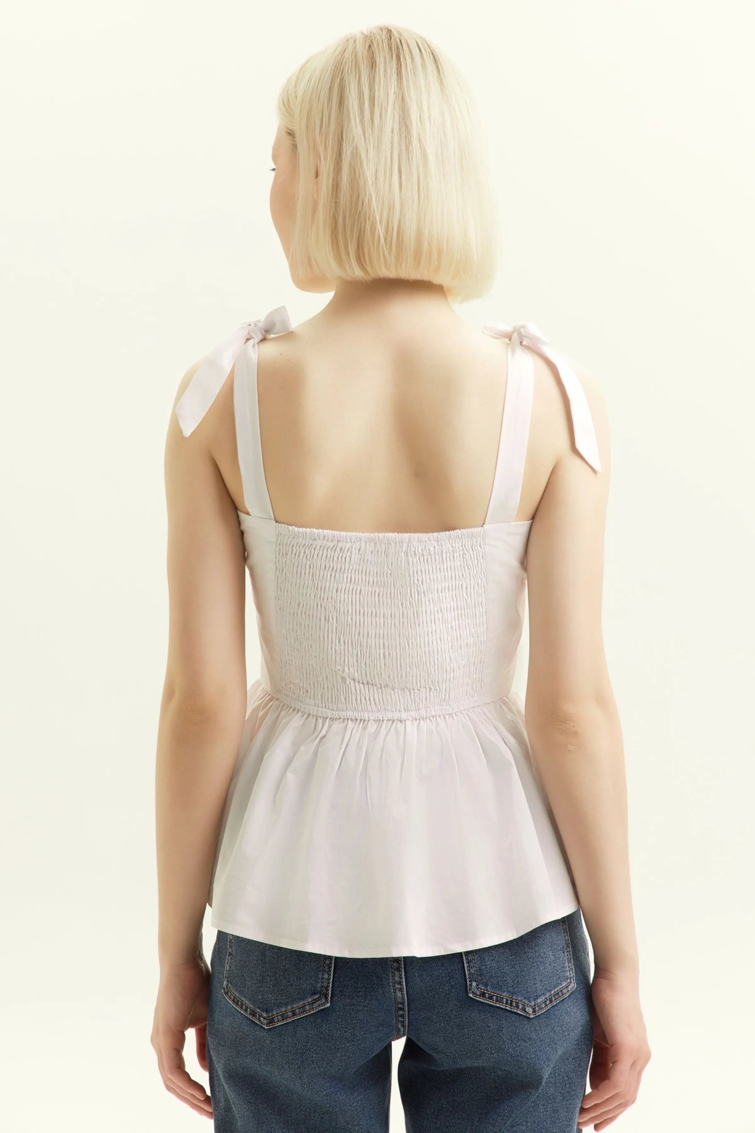 Топ белый для женщин 45144-4 46