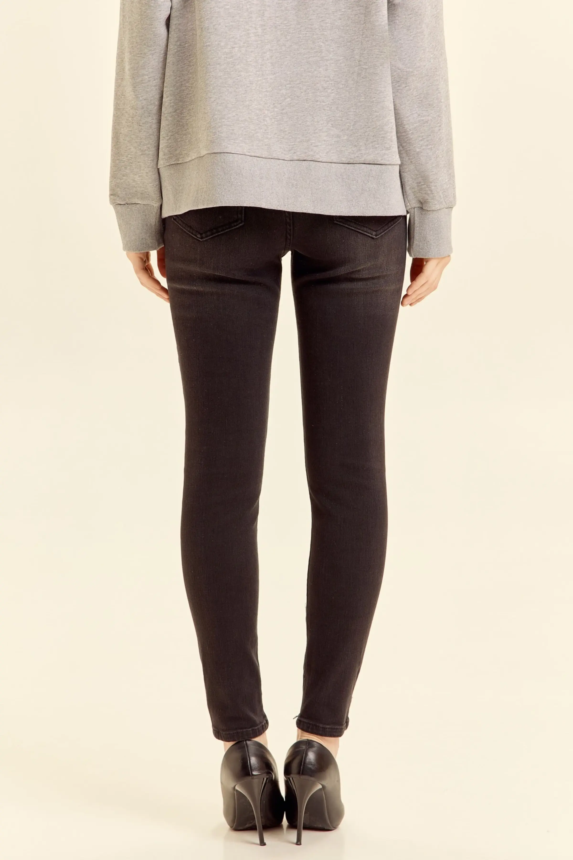 Джинсы черный для женщин 46270-1 74