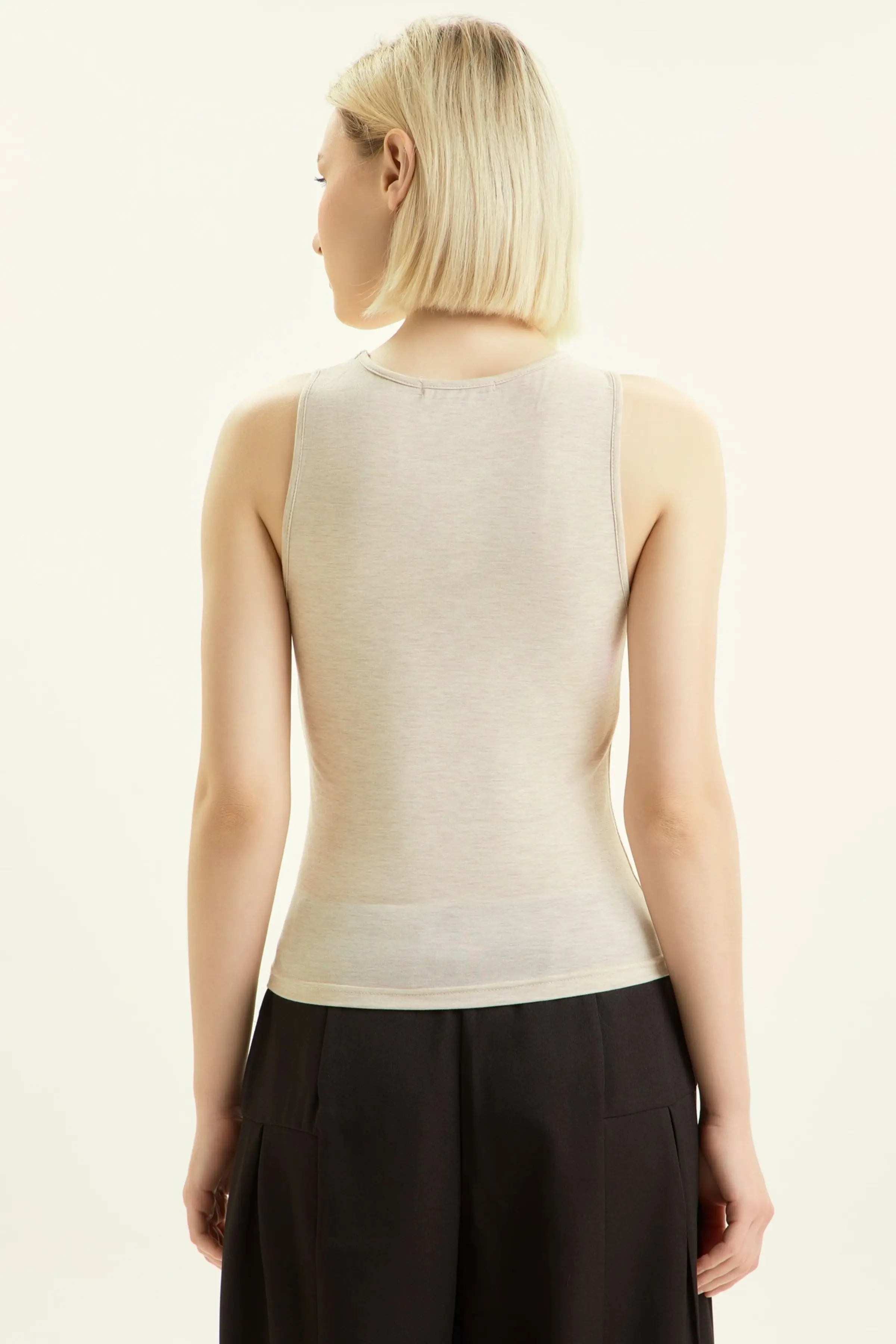 Топ бежевый для женщин 44188-15 46