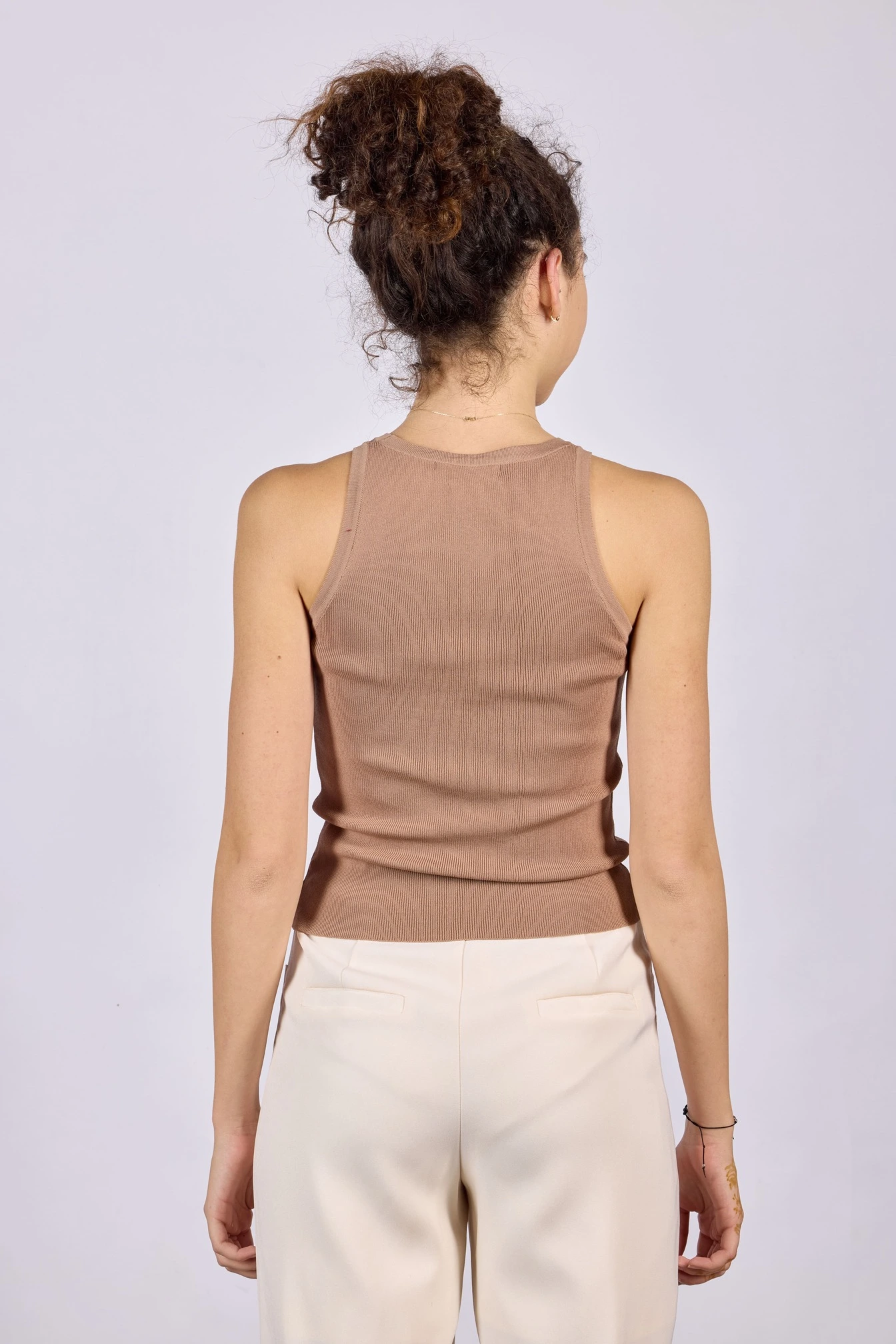 Топ темно-бежевый для женщин 44112-78 46