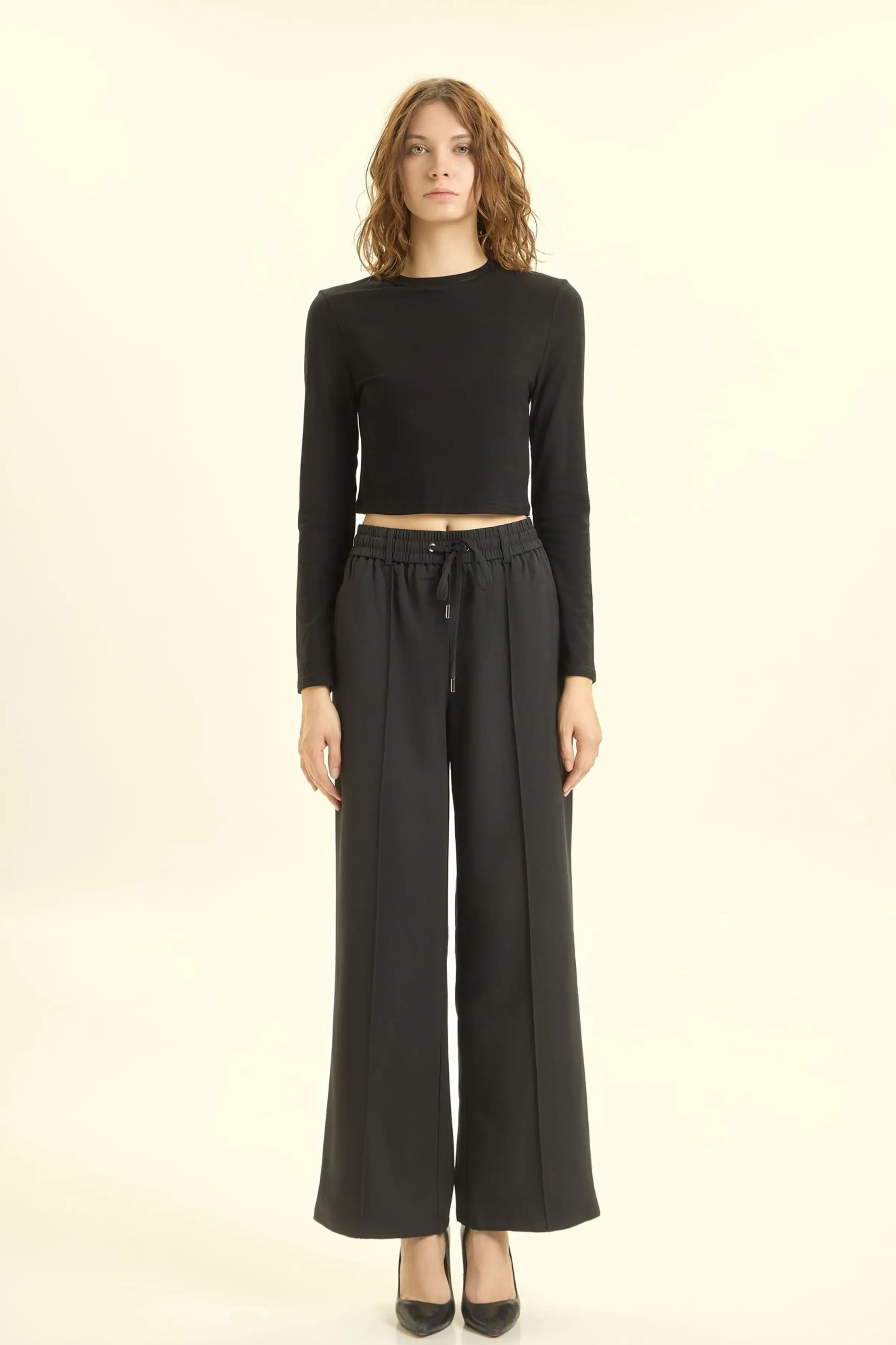 Лонгслив черный для женщин 46158-1 59