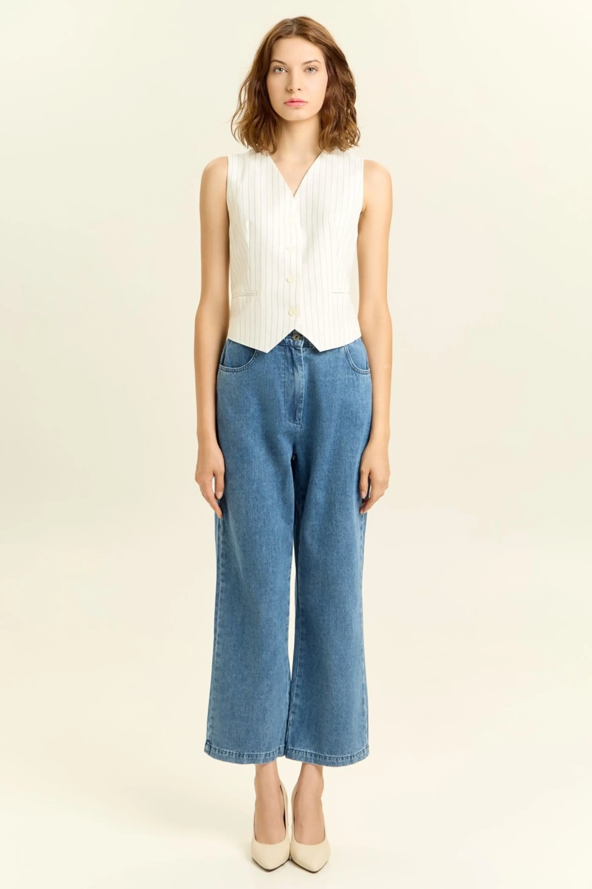 Жилетка бело-черная полоска для женщин 45108-46 68