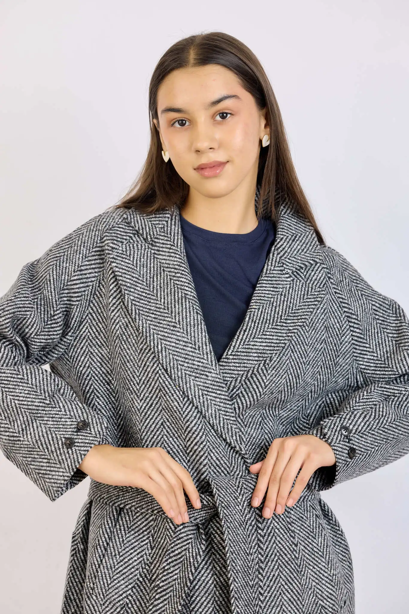 Пальто бело-серая полоска для женщин 43419-49 53