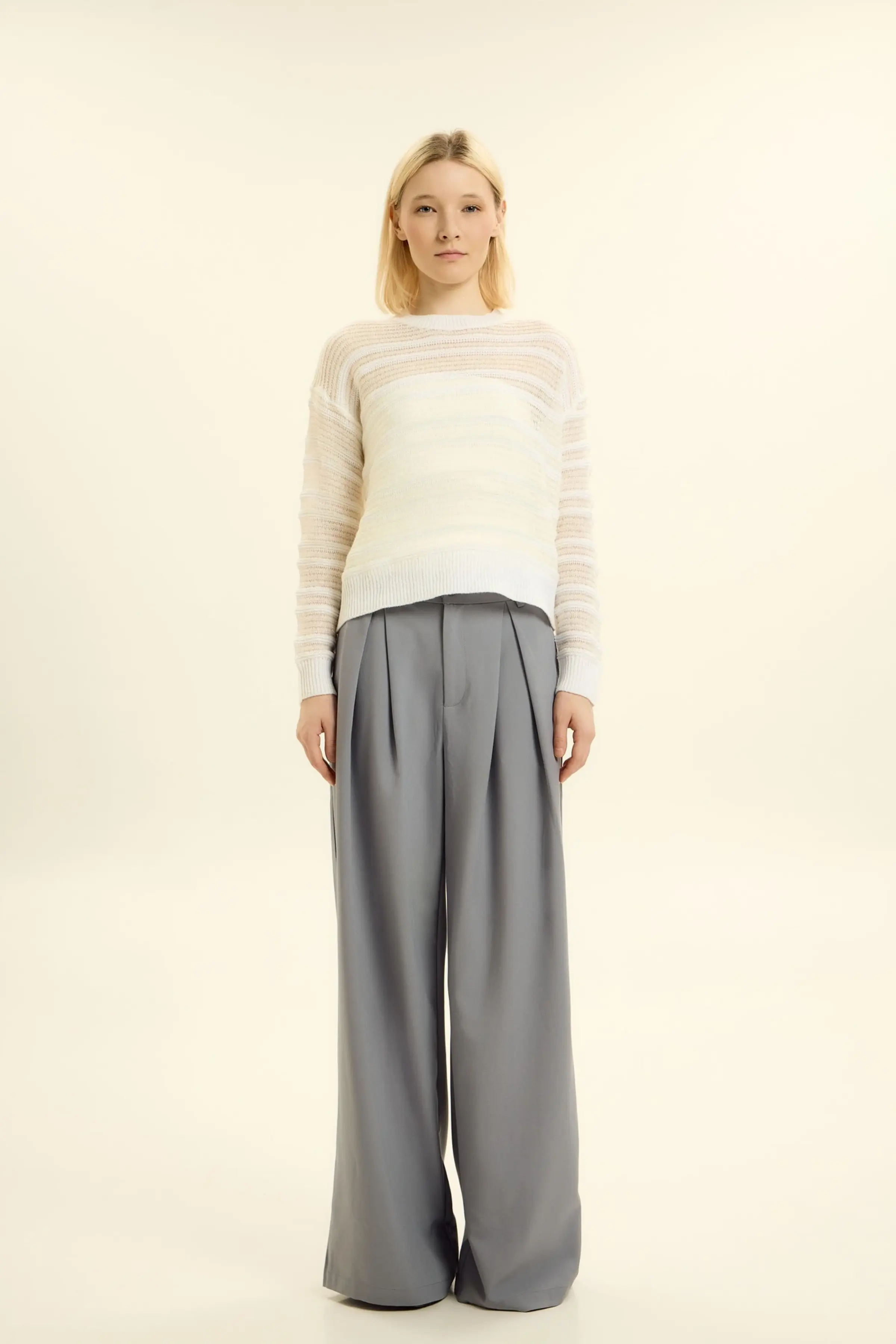 Джемпер белый для женщин 46225-4 60