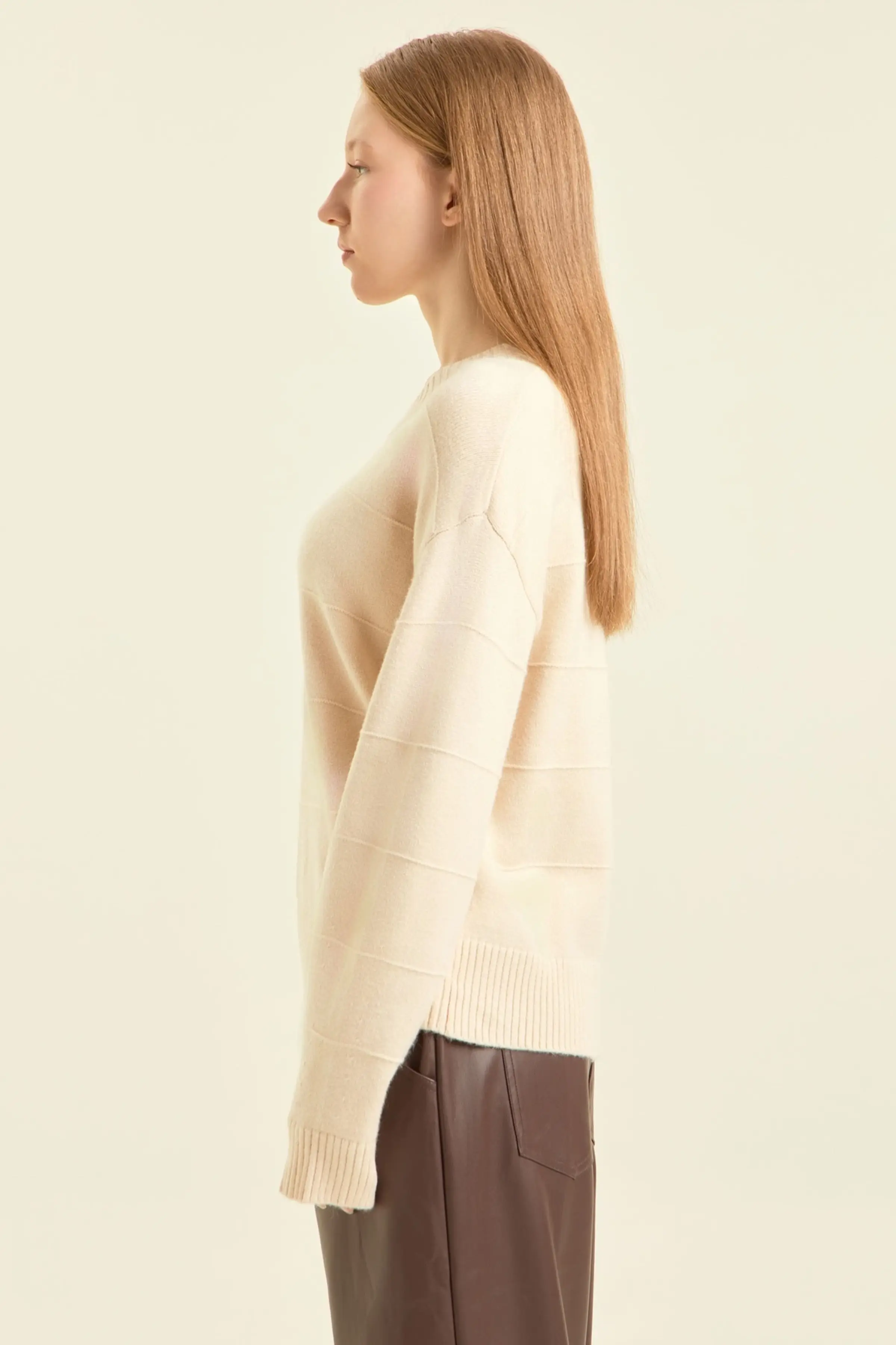 Свитер айвори для женщин 47209-234 65