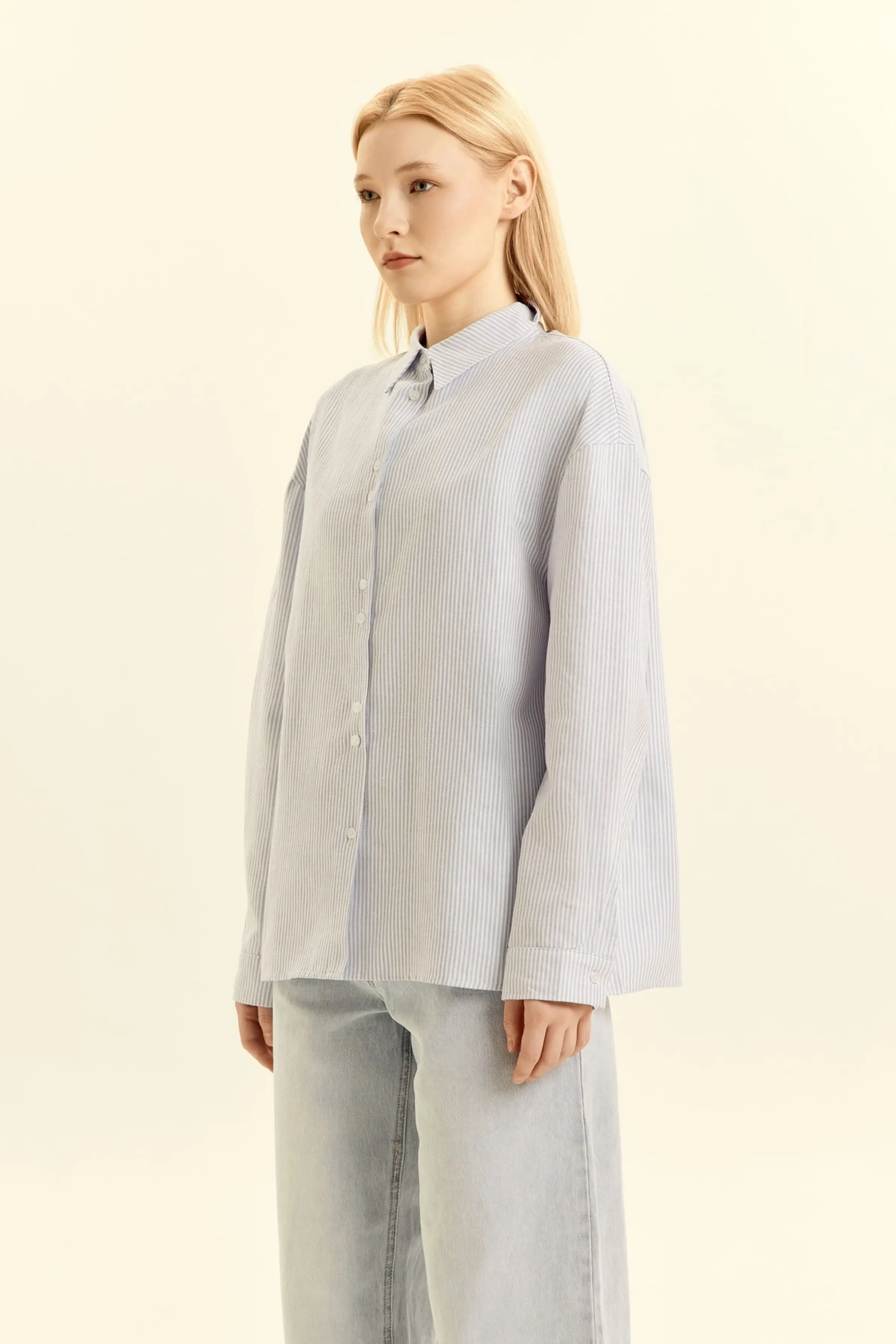 Рубашка бело-голубая полоска для женщин 46274-47 66