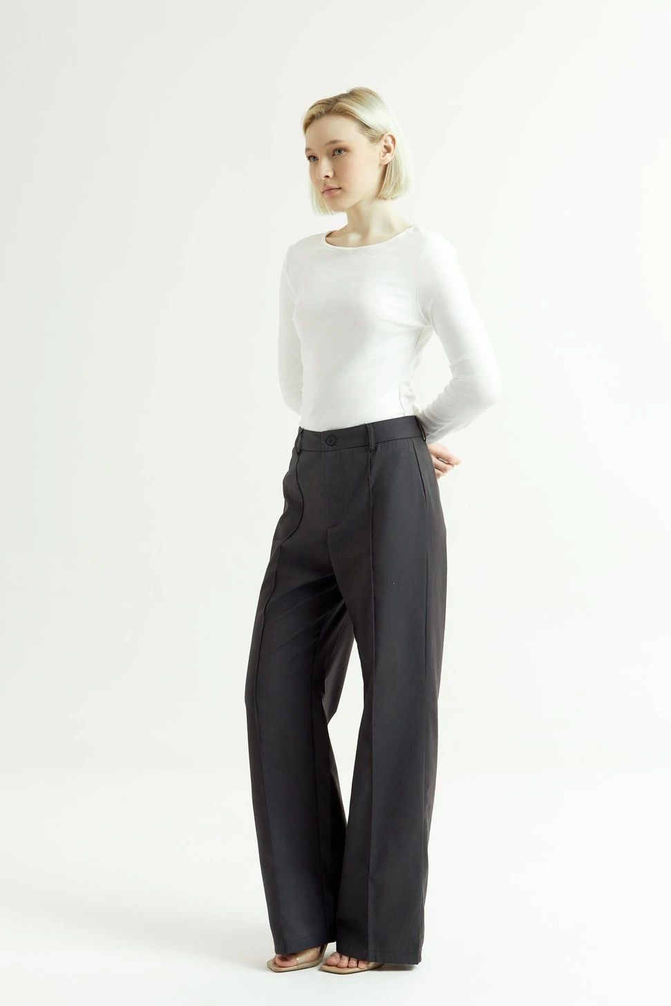 Лонгслив белый для женщин 43120-4 59