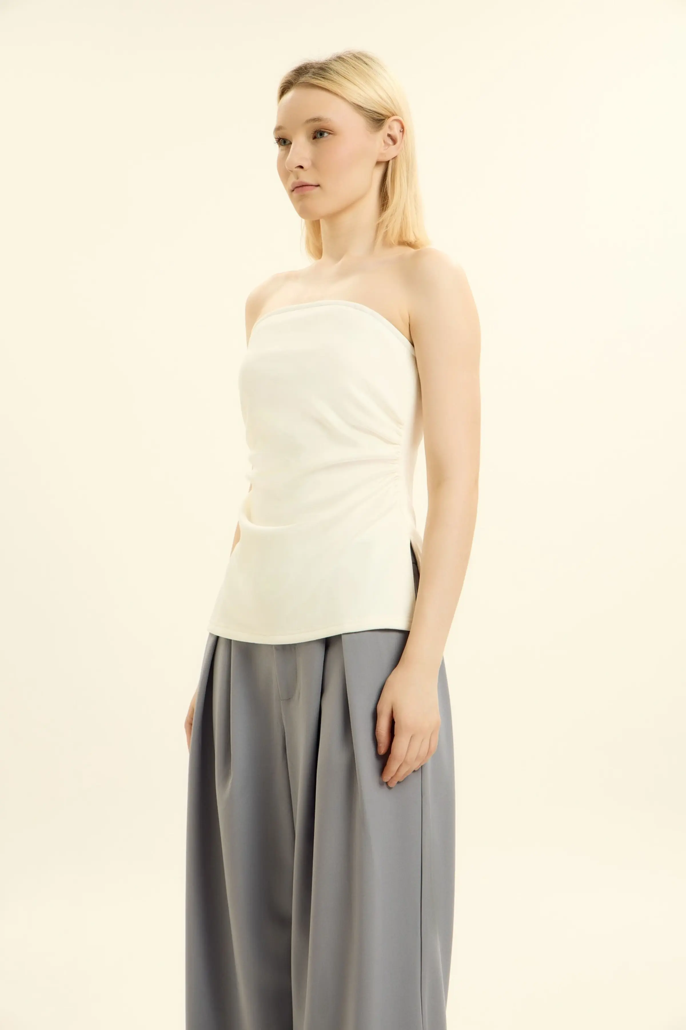 Топ белый для женщин 46202-4 46