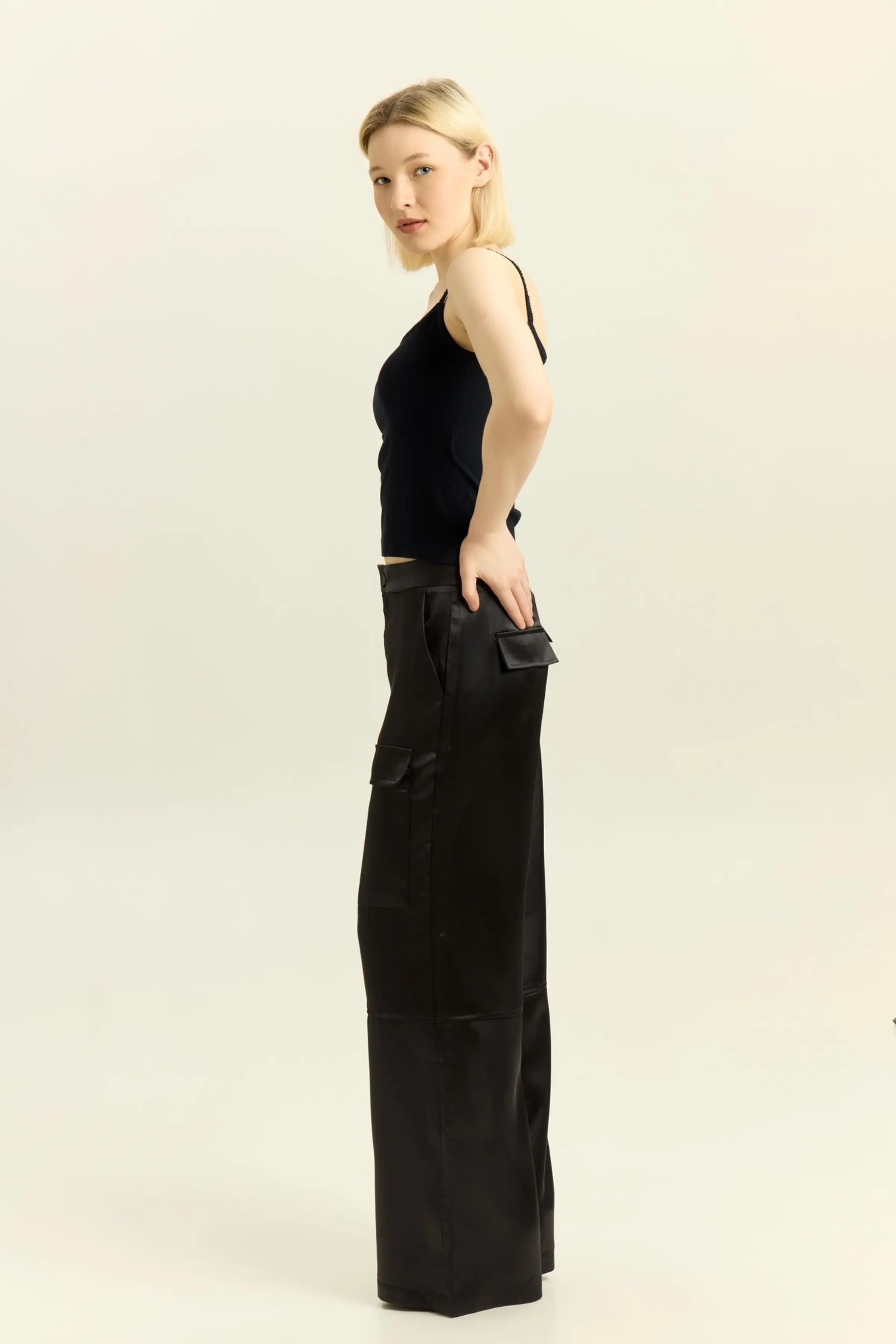 Брюки черный для женщин 41197-1 71