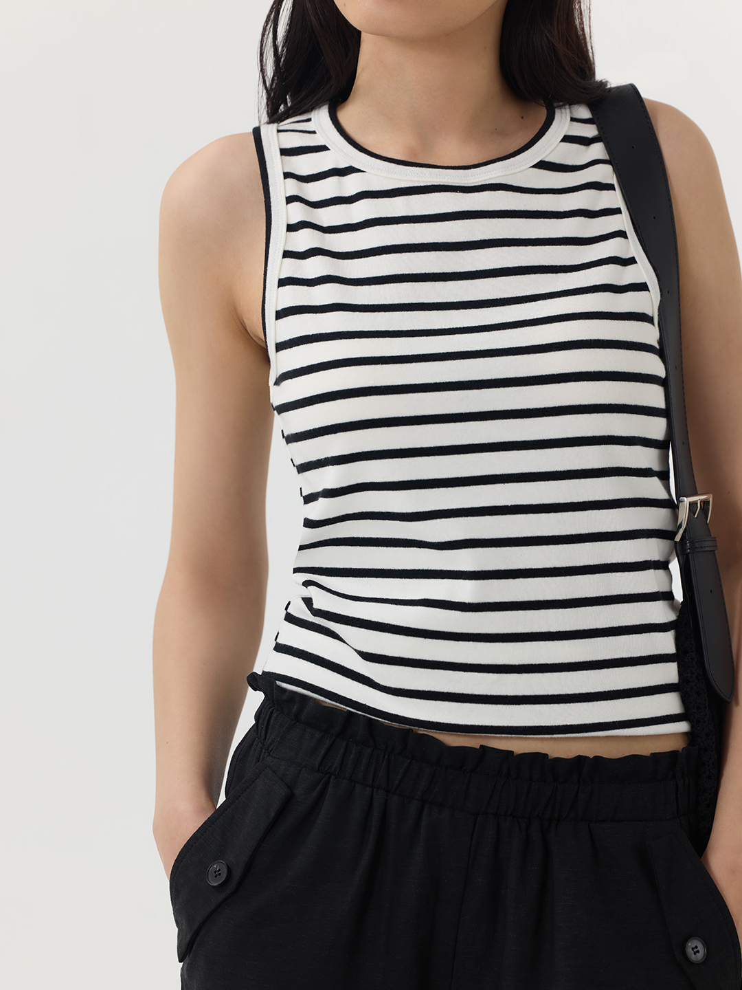 Топ бело-черная полоска для женщин 49178-46 46
