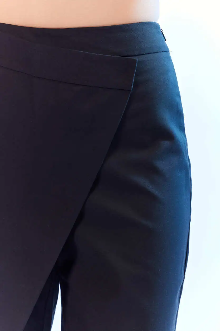 Брюки черный для женщин 44180-1 71