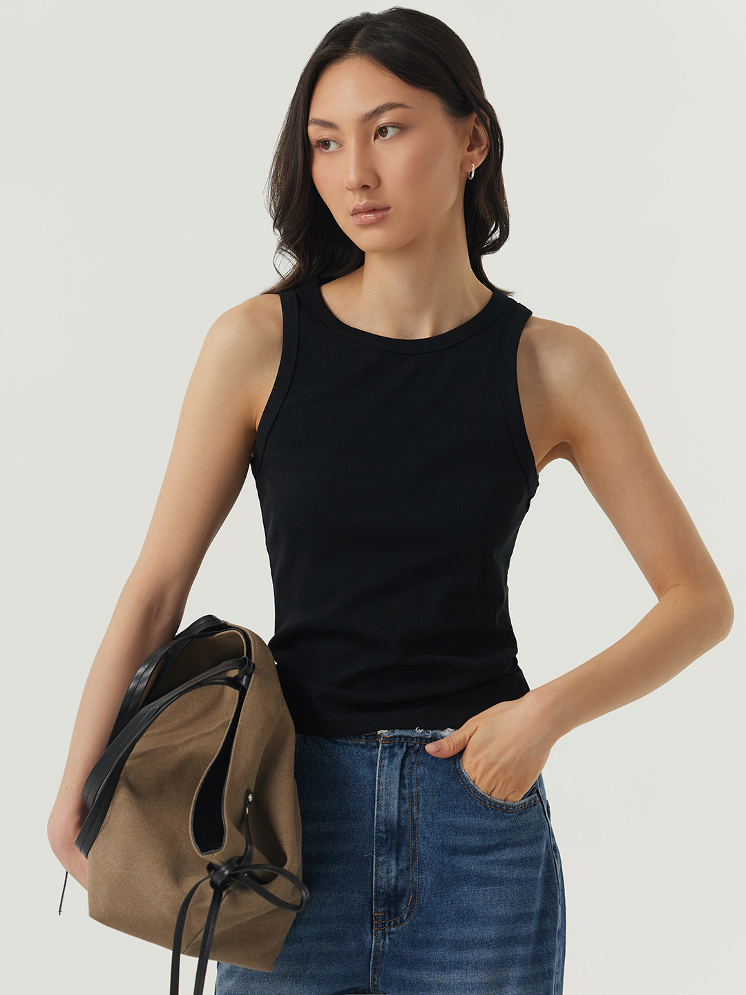 Топ черный для женщин 48205-1 46