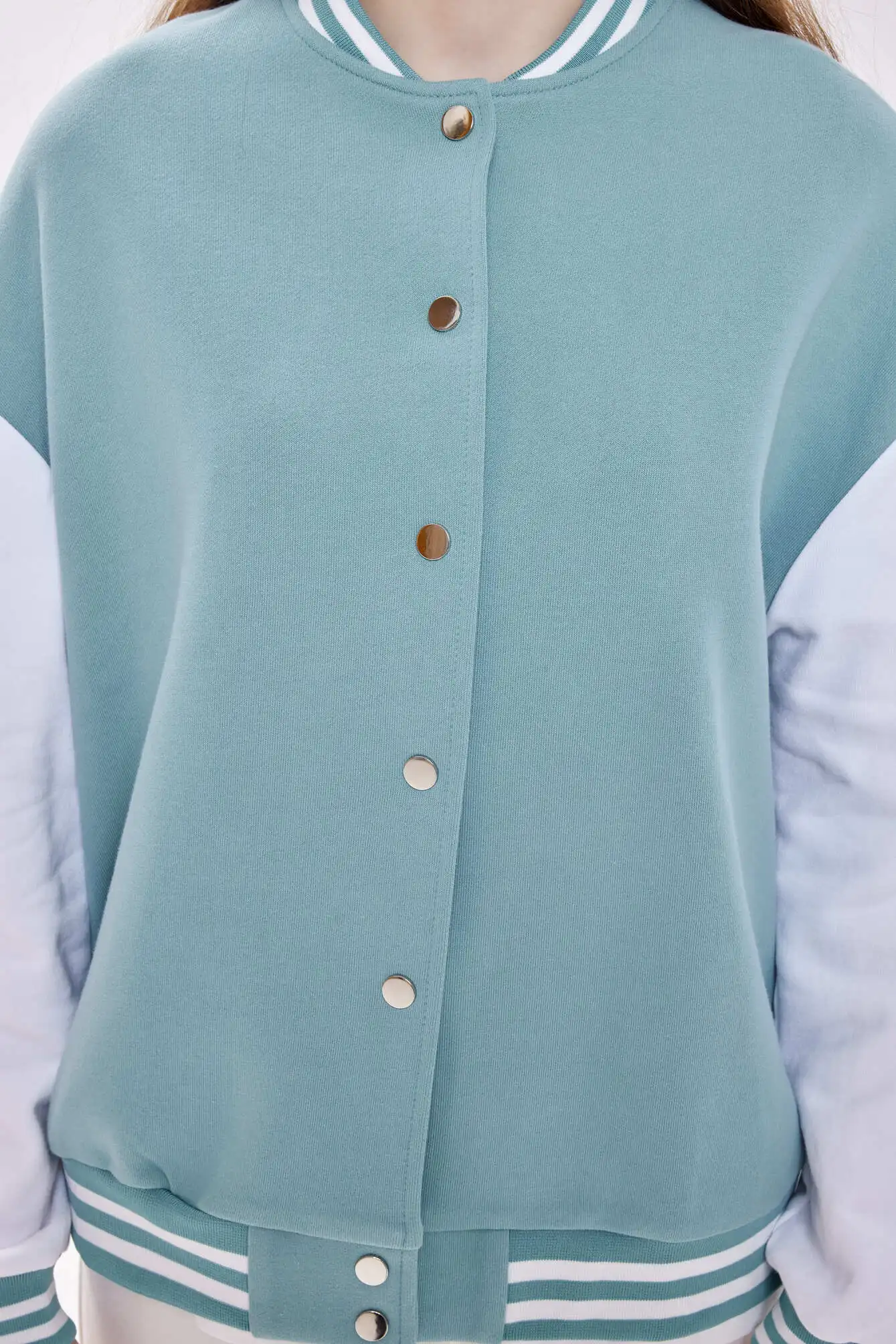 Куртка зеленый для женщин 40102-34 47