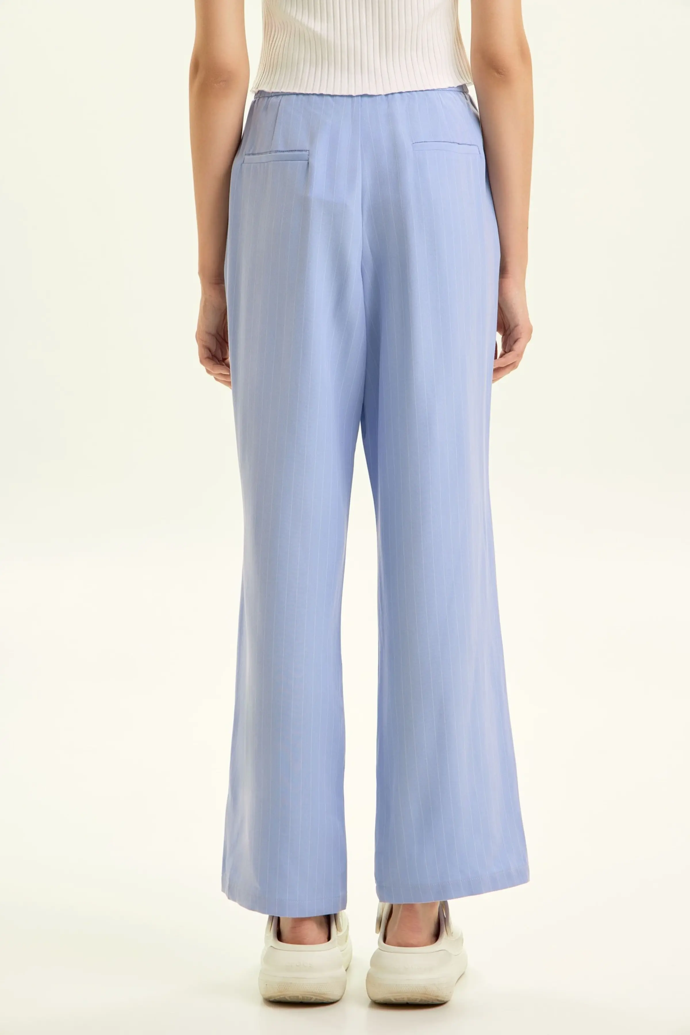 Брюки бело-голубая полоска для женщин 45104-47 71