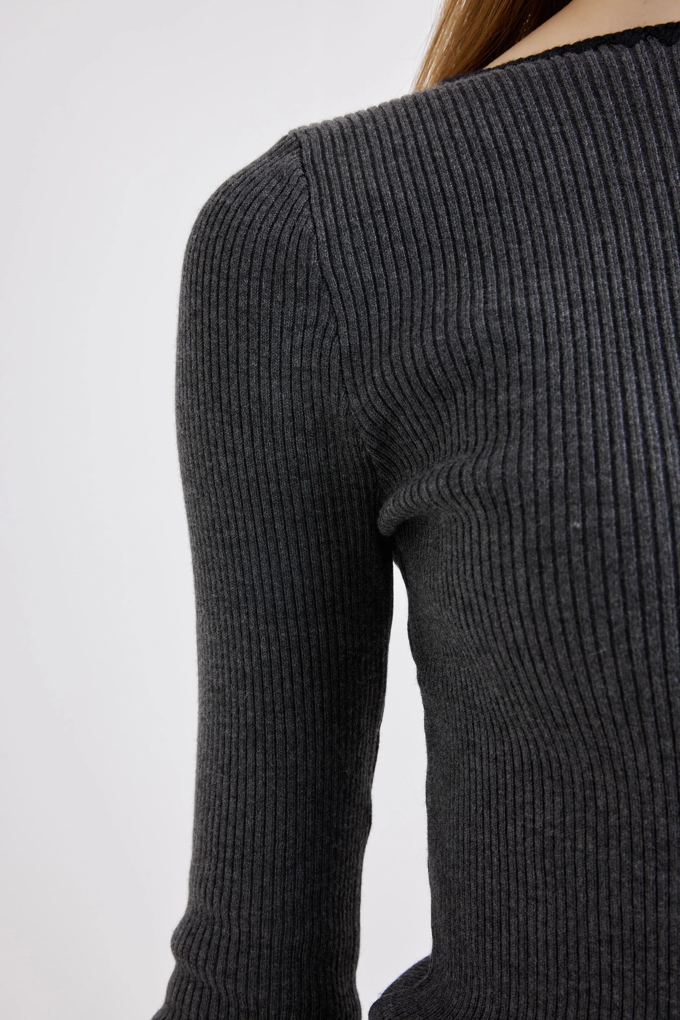 Джемпер темно-серый для женщин 42222-12 60