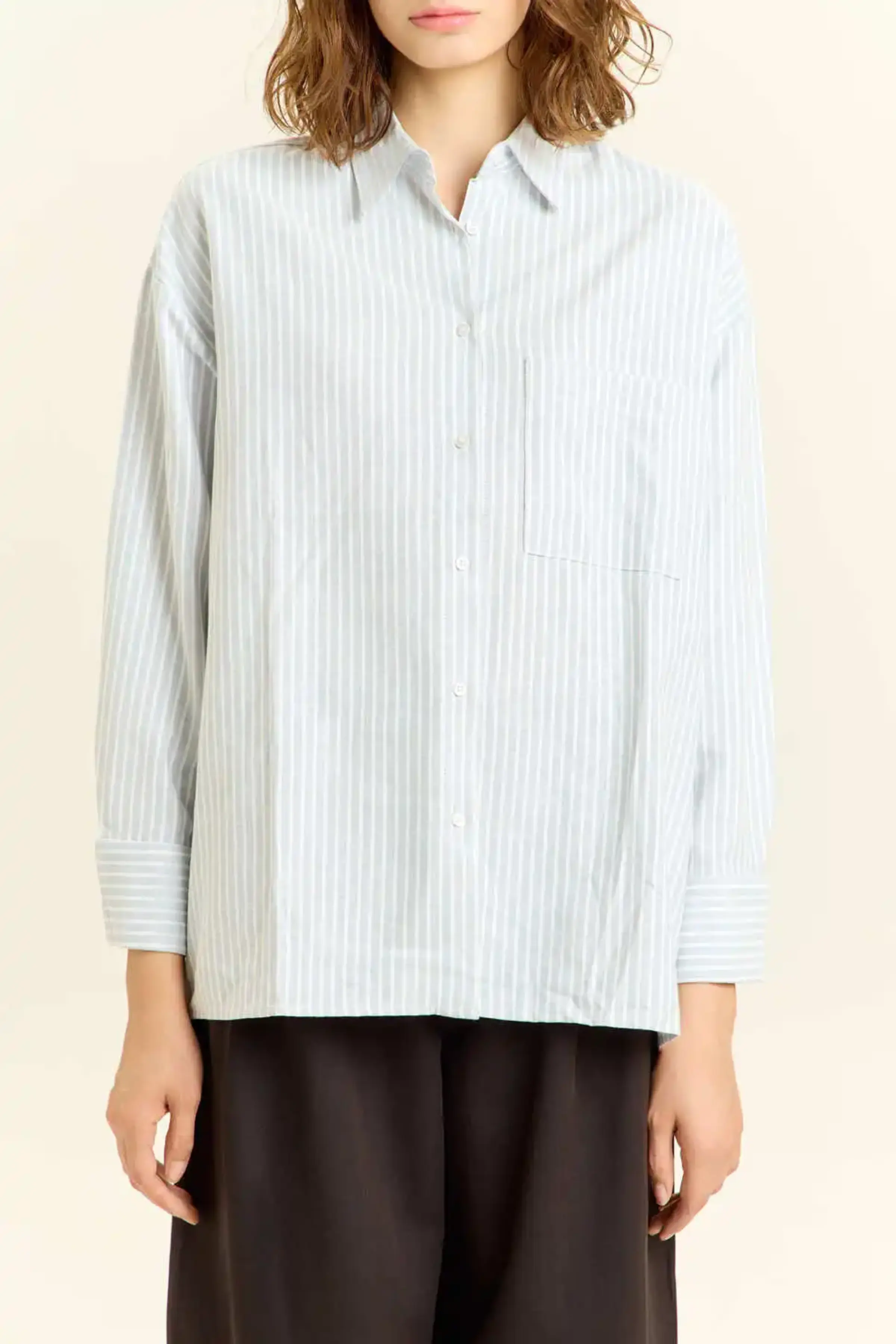 Рубашка бело-голубая полоска для женщин 45243-47 66