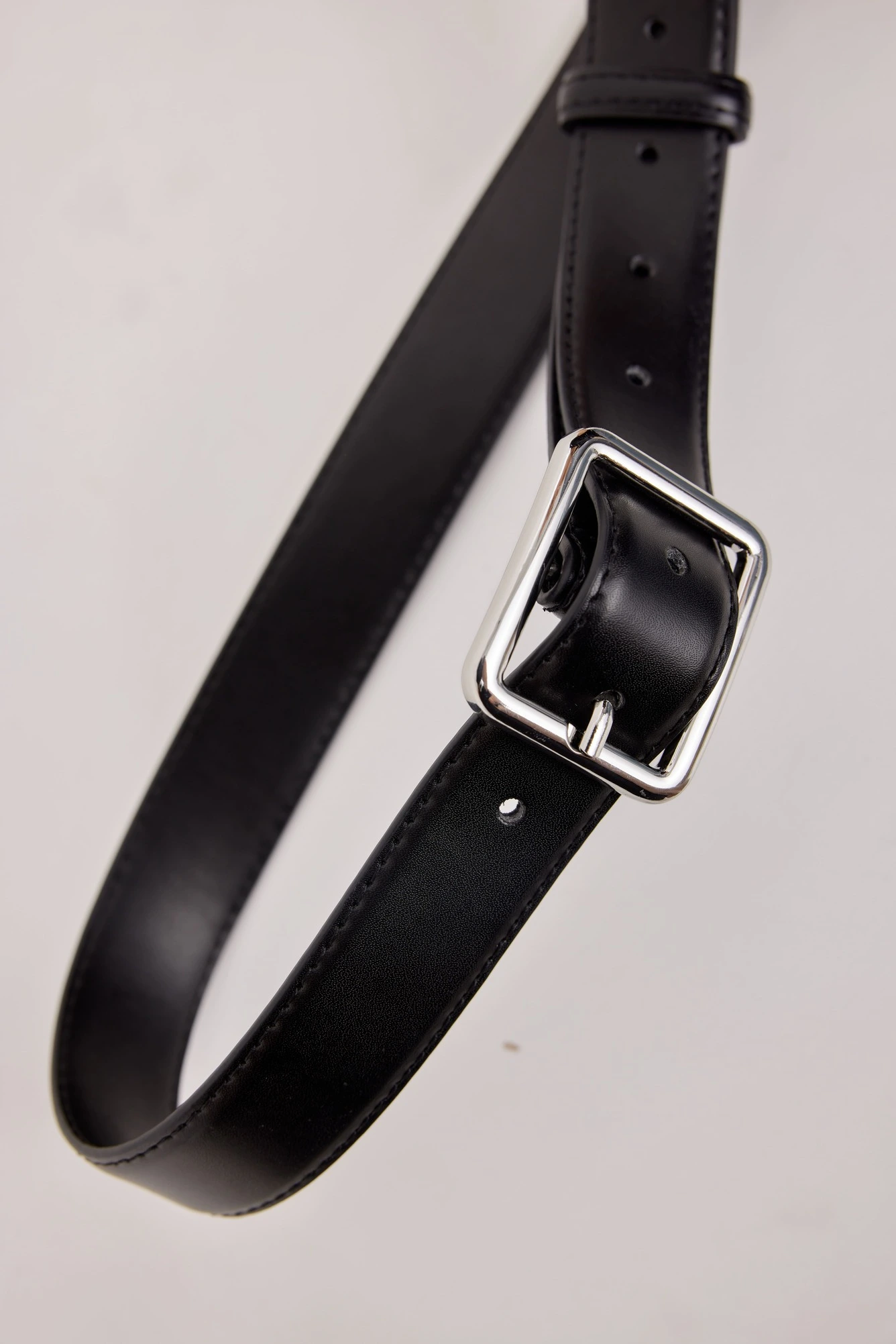 Ремень черный для женщин S-067-1 26