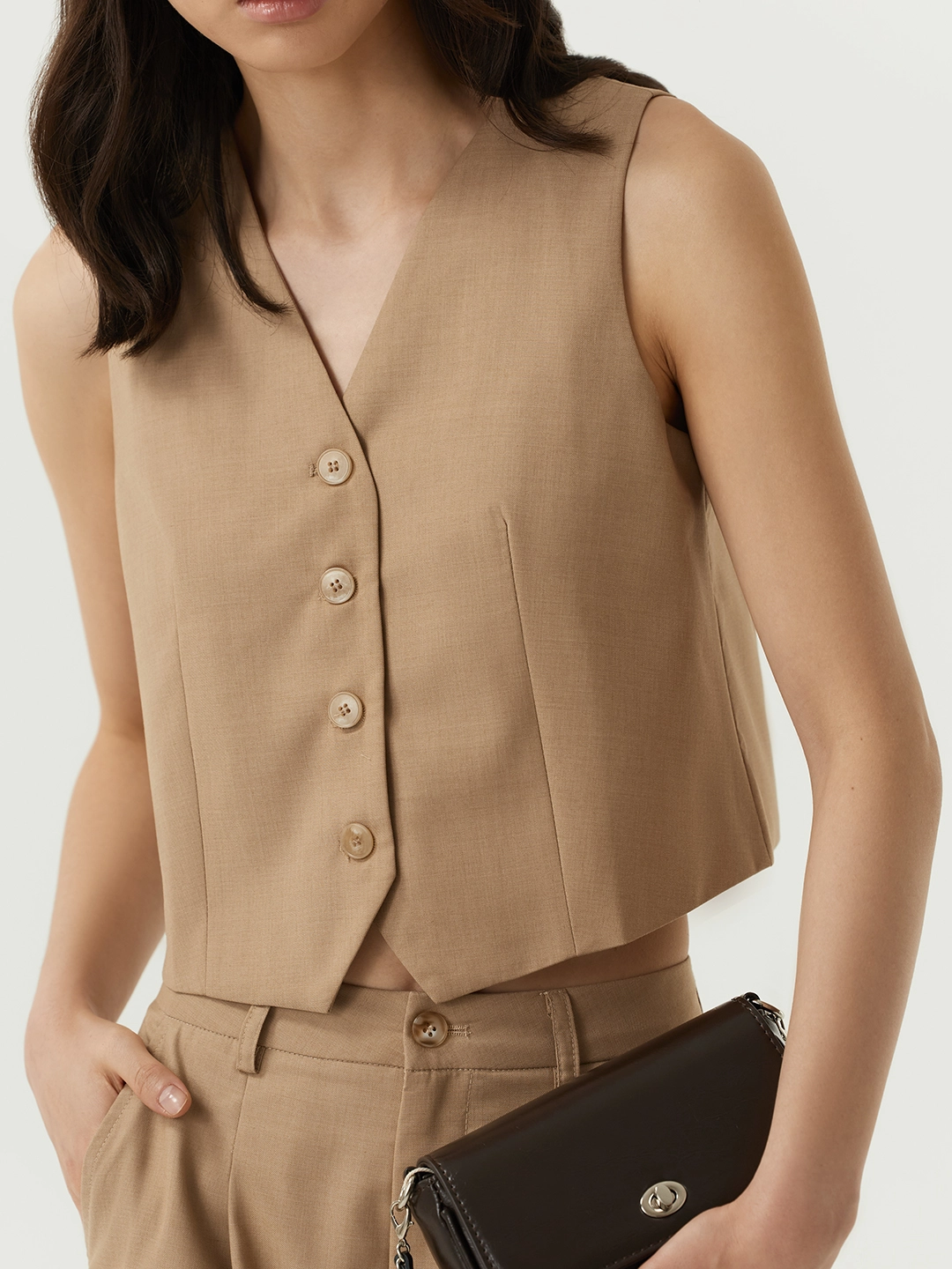 Жилетка бежевый для женщин 48133-15 68