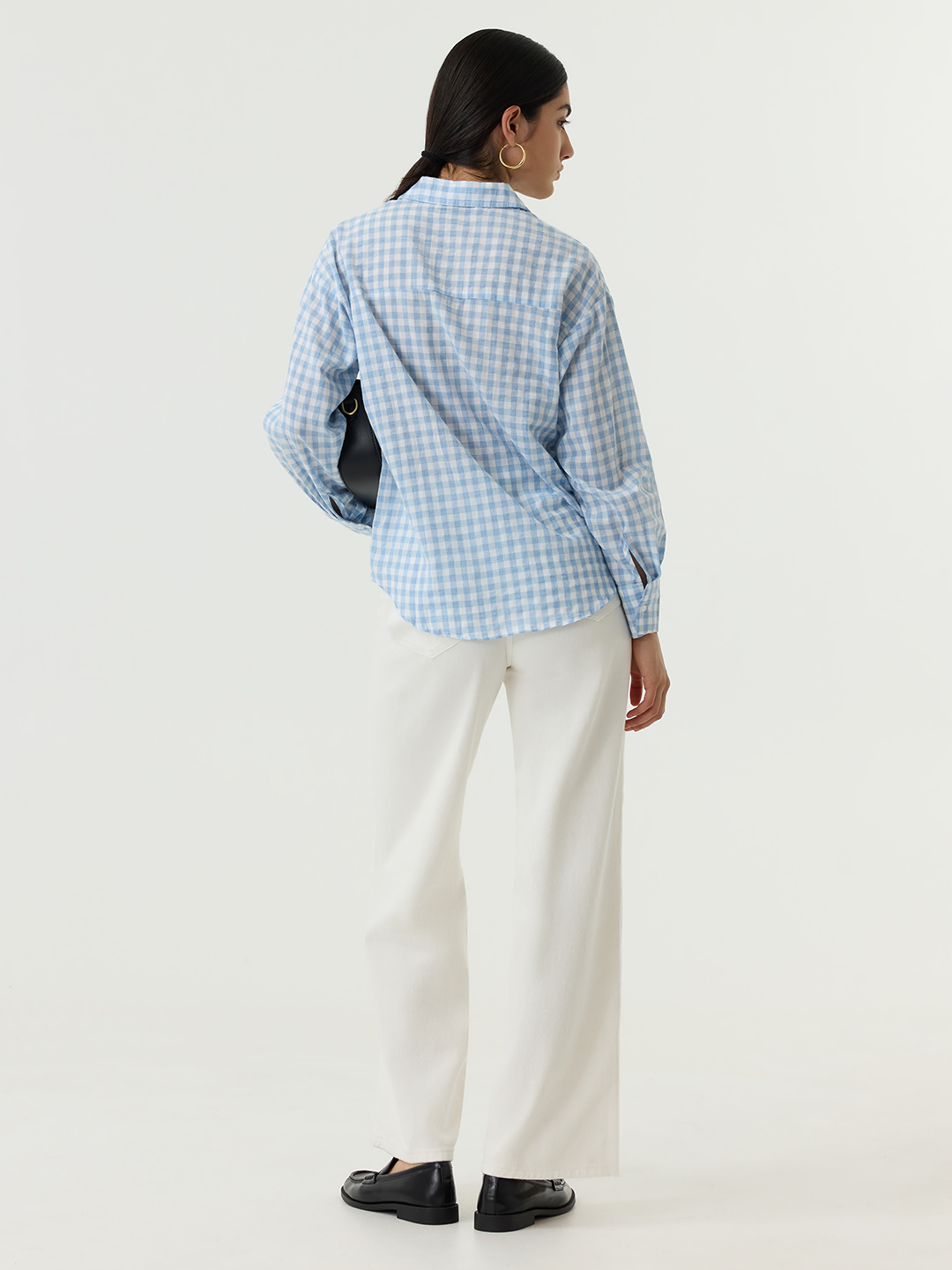 Рубашка бело-голубая клетка для женщин 48292-104 66