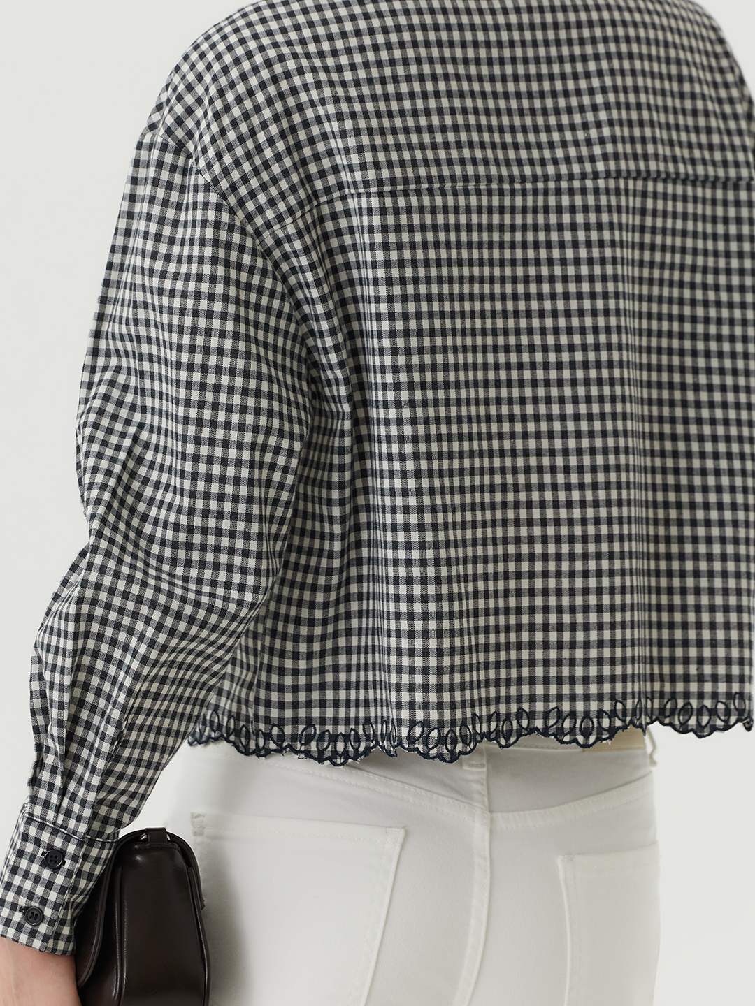 Рубашка бело-черная клетка для женщин 48256-56 66