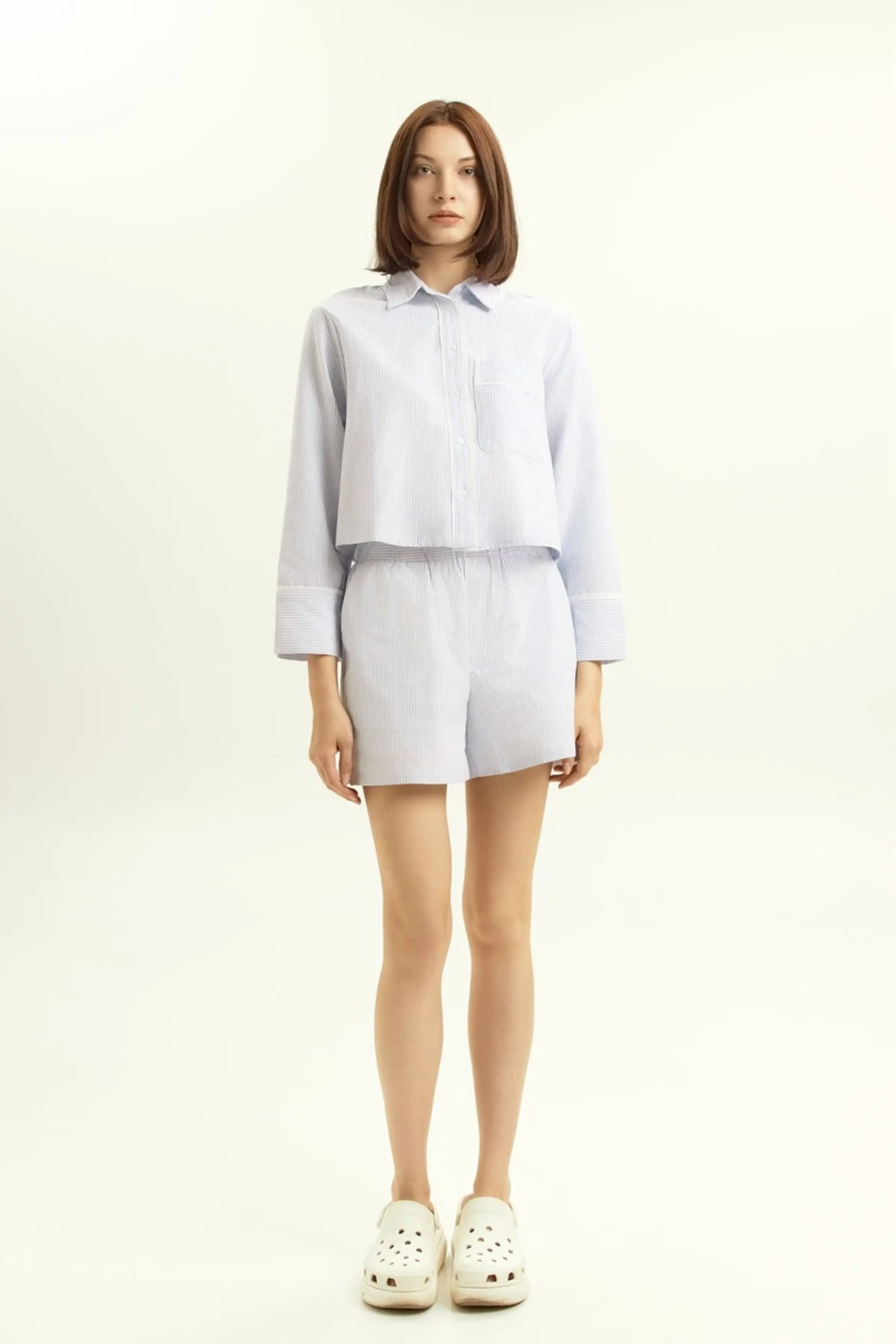 Шорты бело-голубая полоска для женщин 45197-47 57