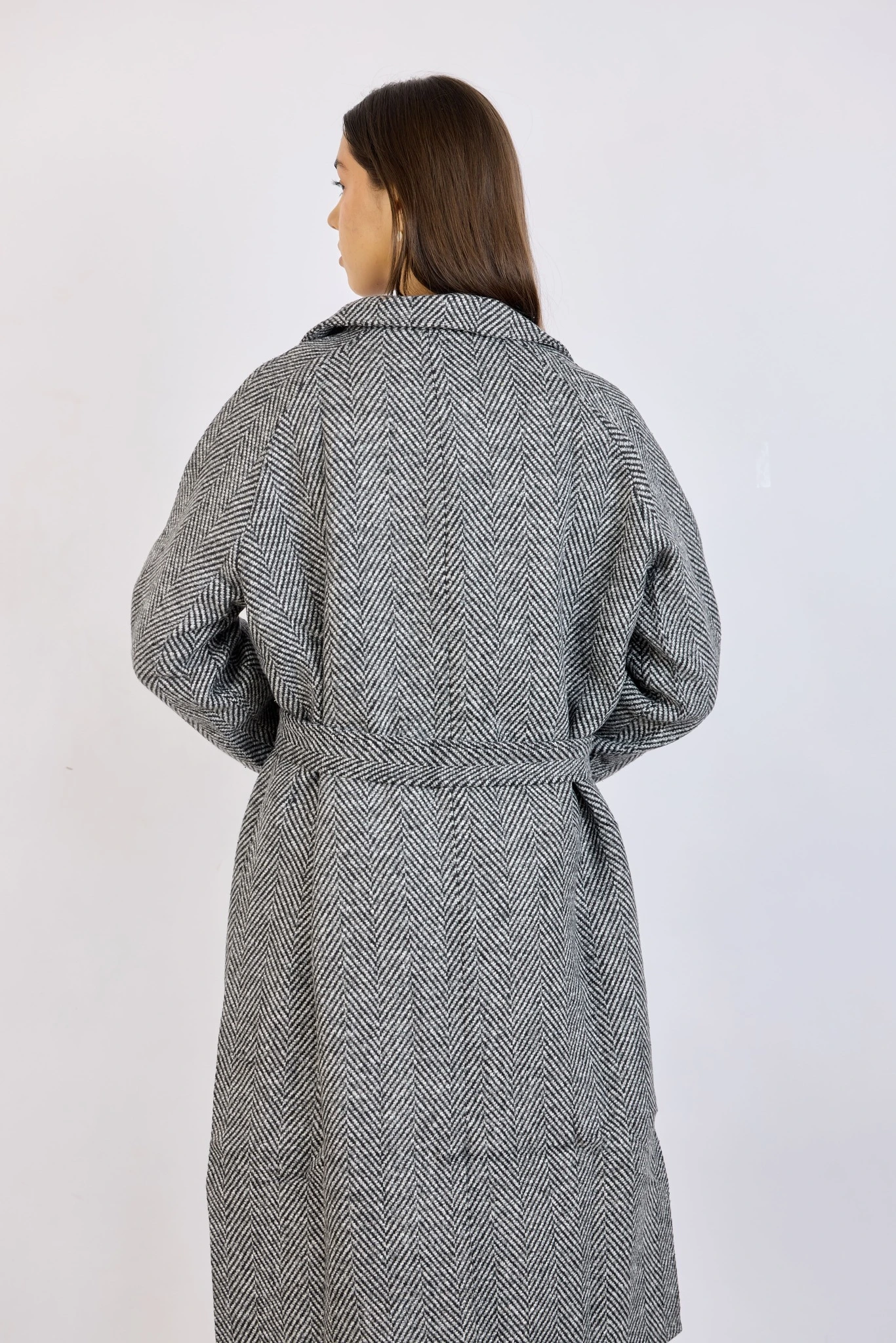 Пальто бело-серая полоска для женщин 43419-49 53