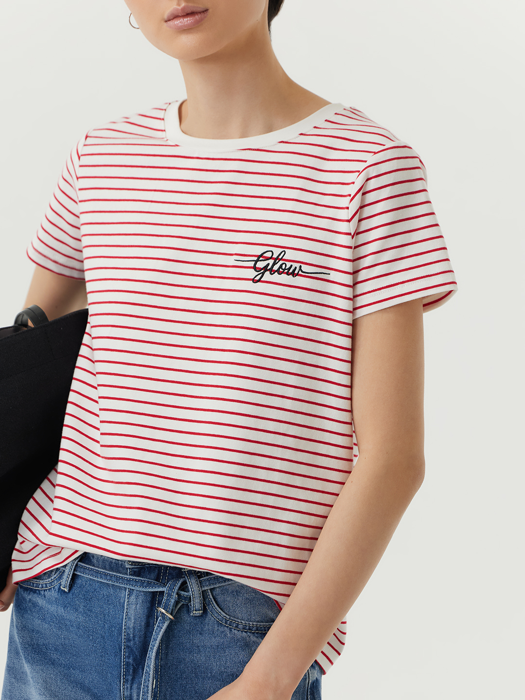 Футболка бело-красная полоска для женщин 48279-50 67