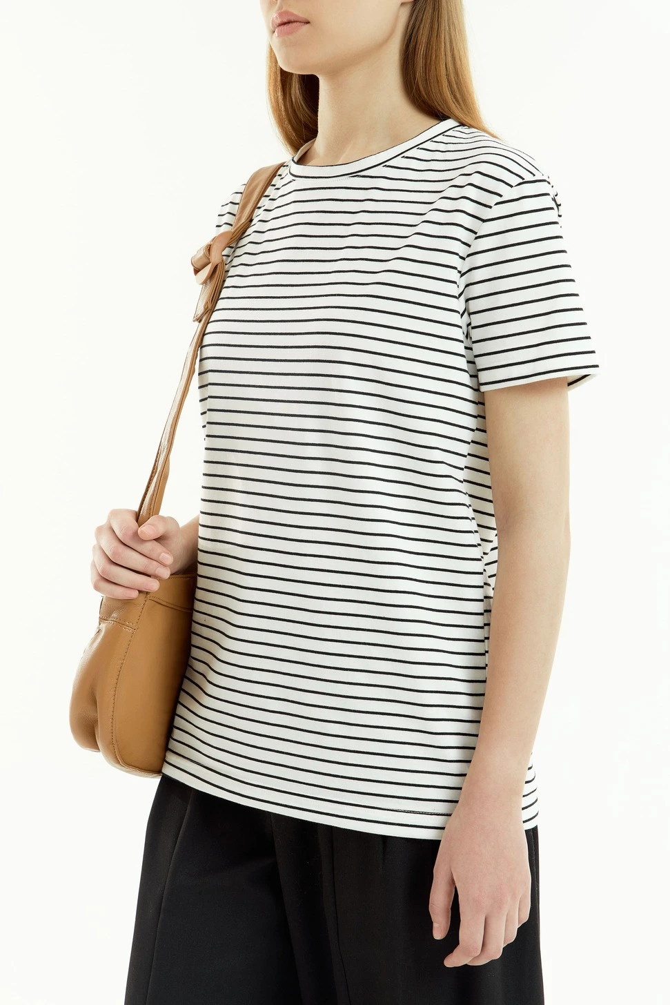 Футболка бело-черная полоска для женщин 44286-46 67