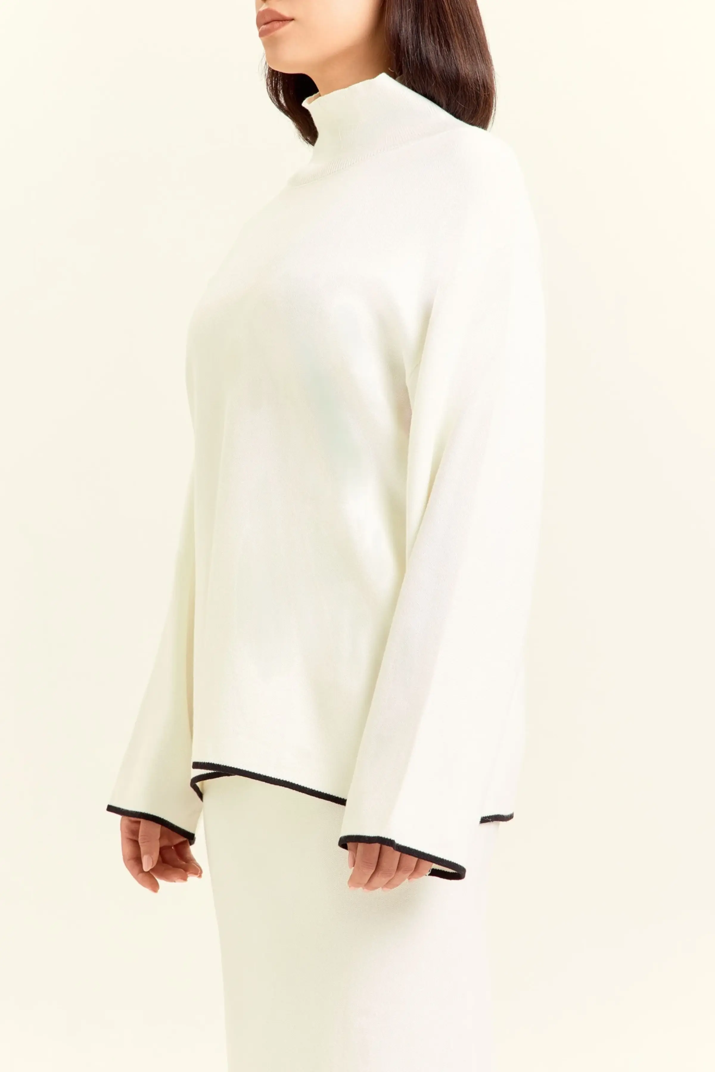 Свитер белый для женщин 47146-4 65