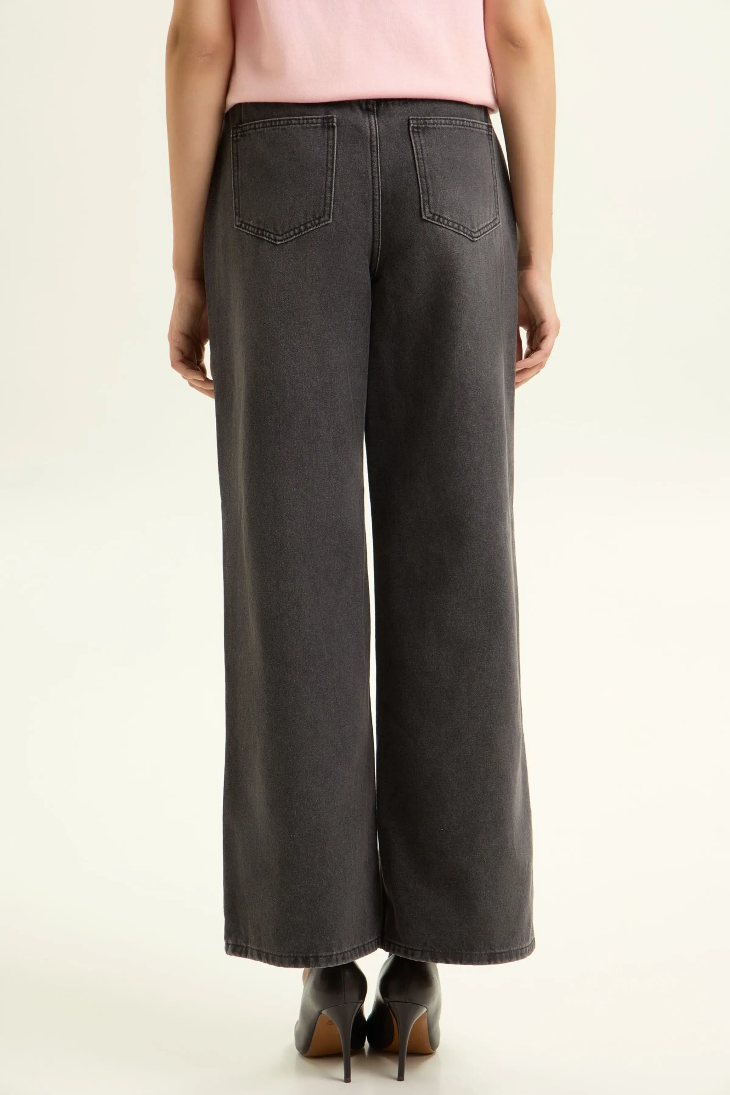 Джинсы серый для женщин 44300-61 74