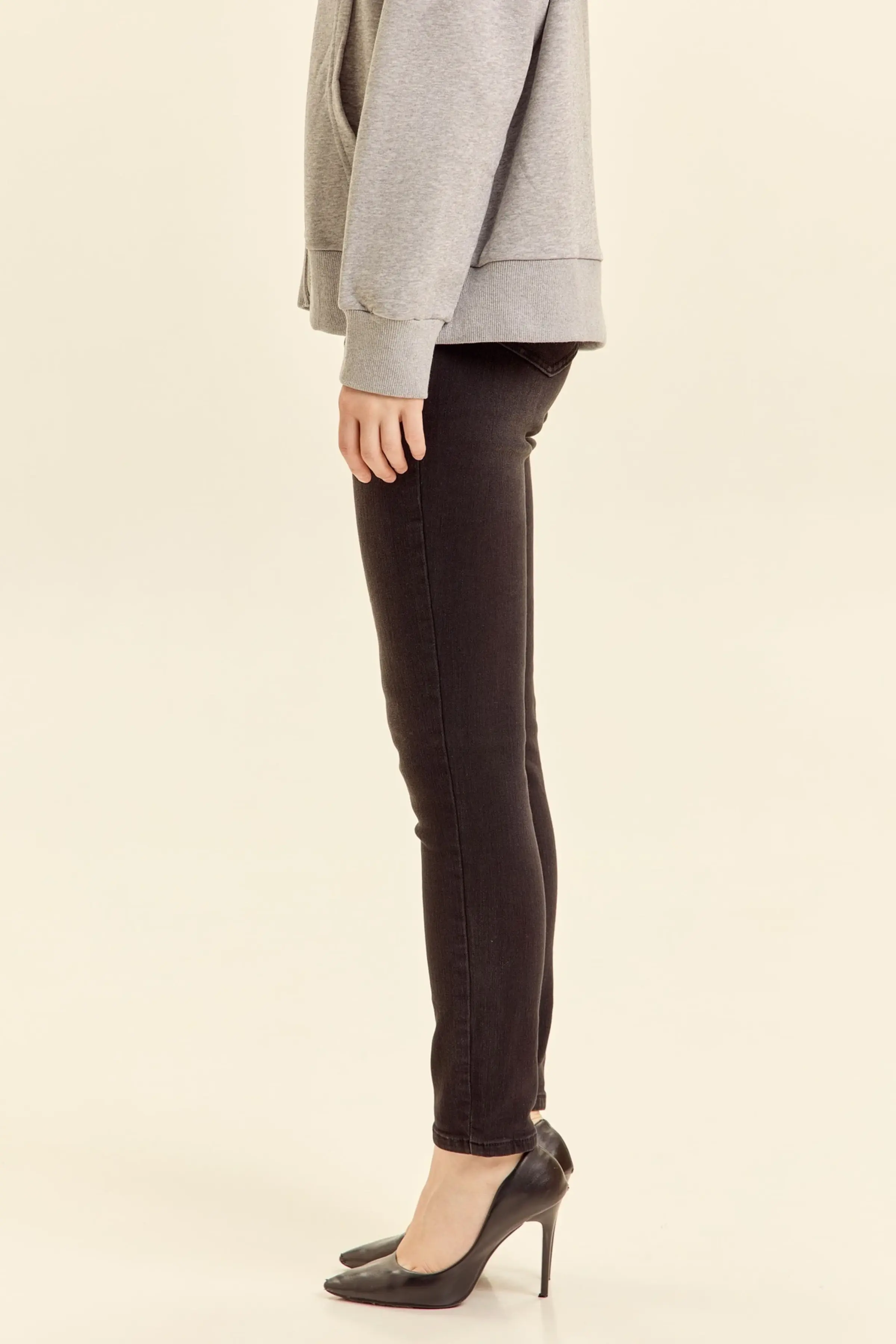 Джинсы черный для женщин 46270-1 74