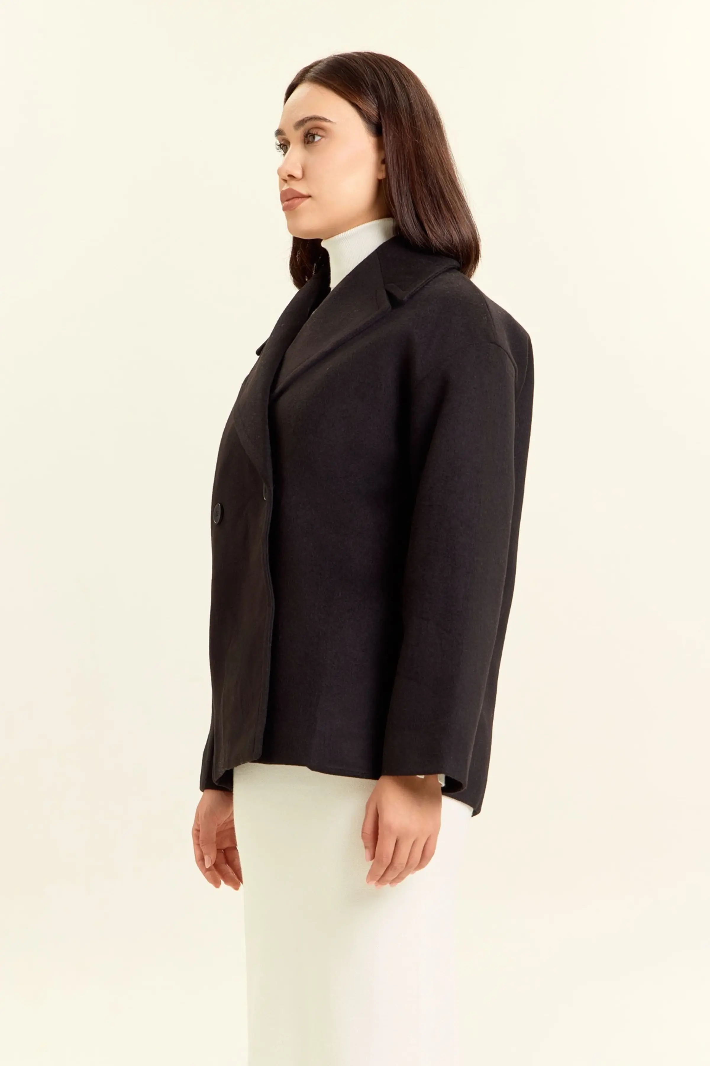 Пальто черный для женщин 47107-1 53