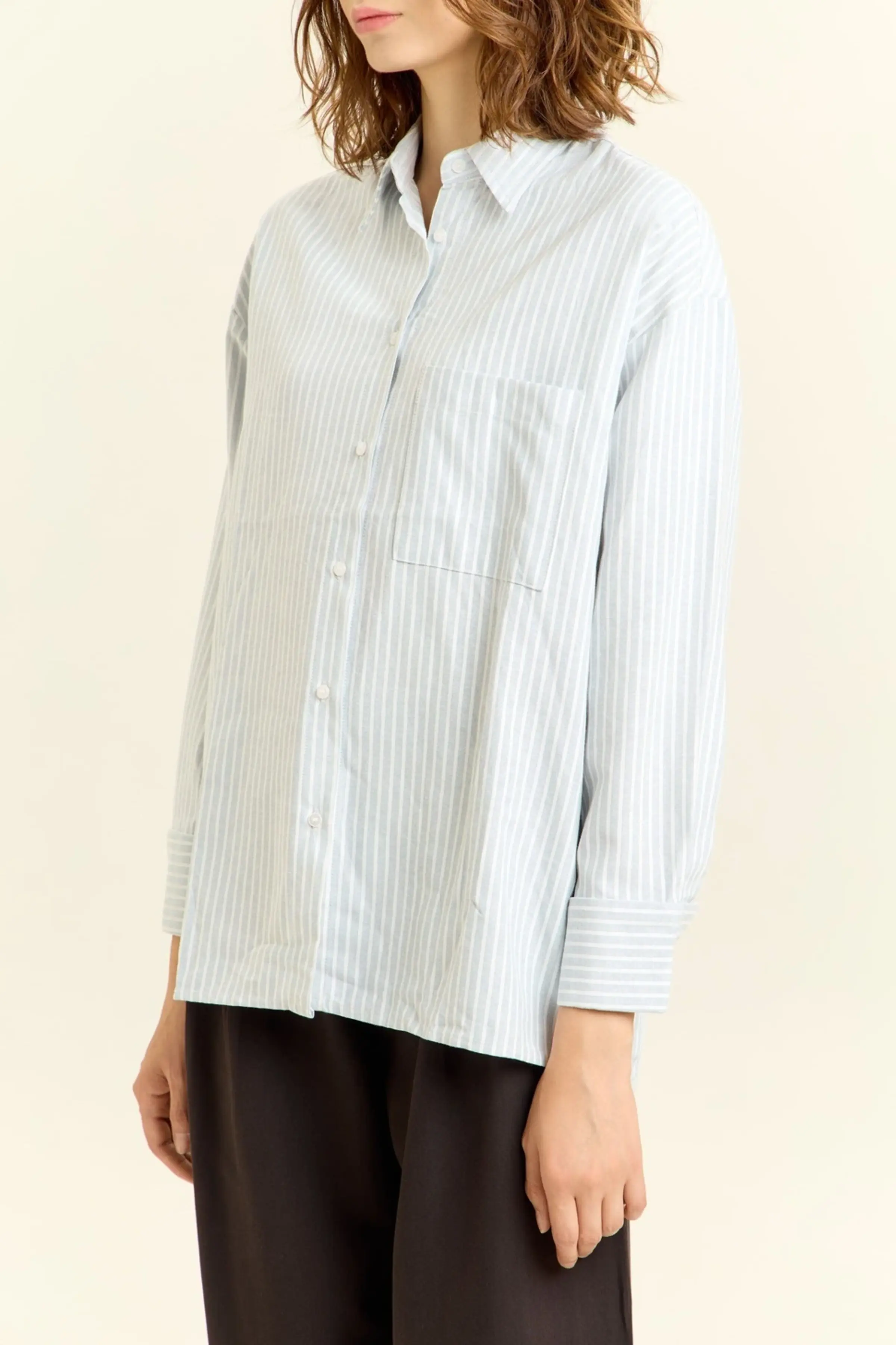 Рубашка бело-голубая полоска для женщин 45243-47 66