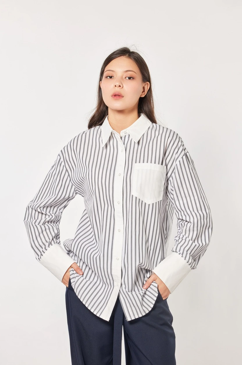 Рубашка бело-черная полоска для женщин 44249-46 66