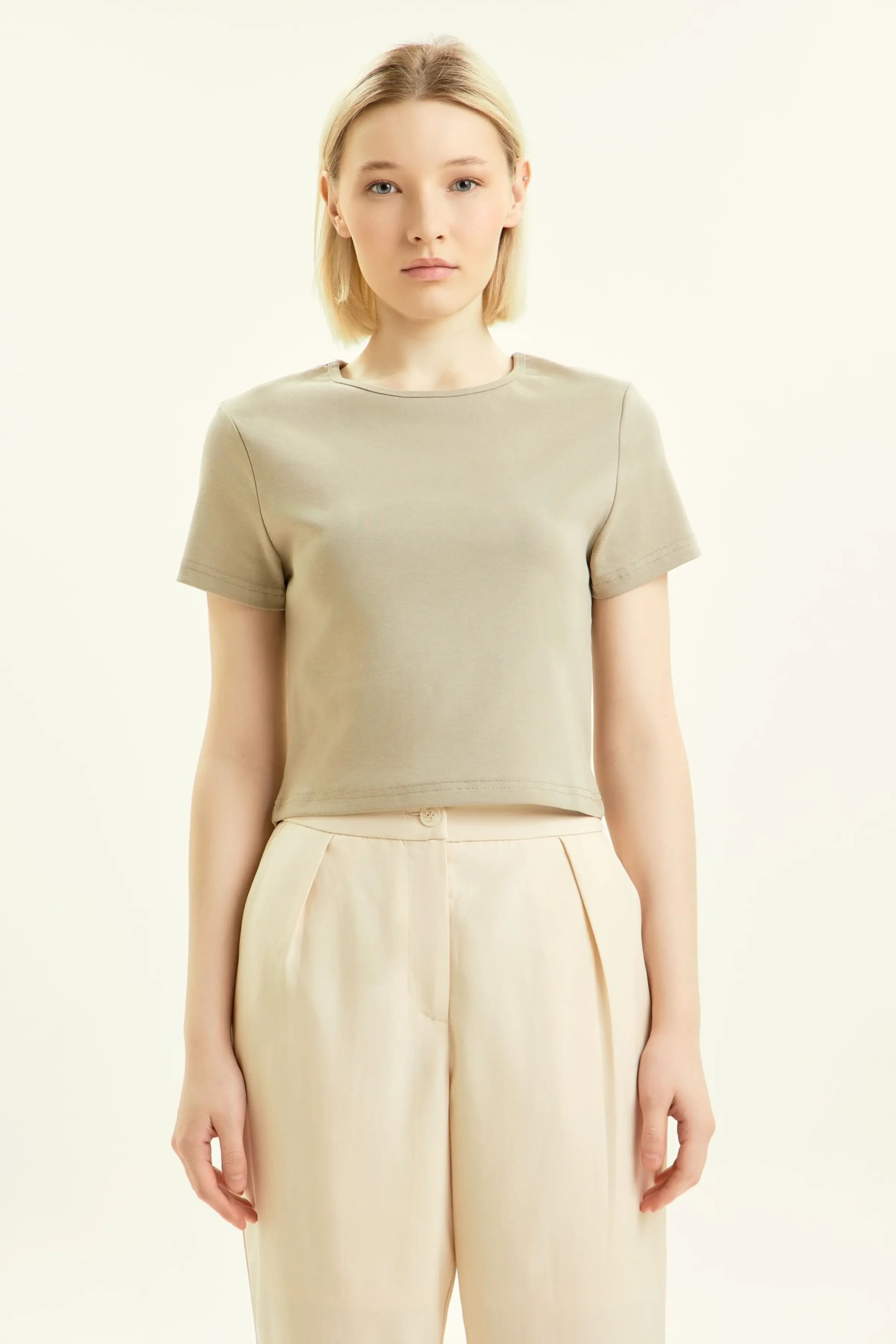 Футболка хаки для женщин 45325-14 67