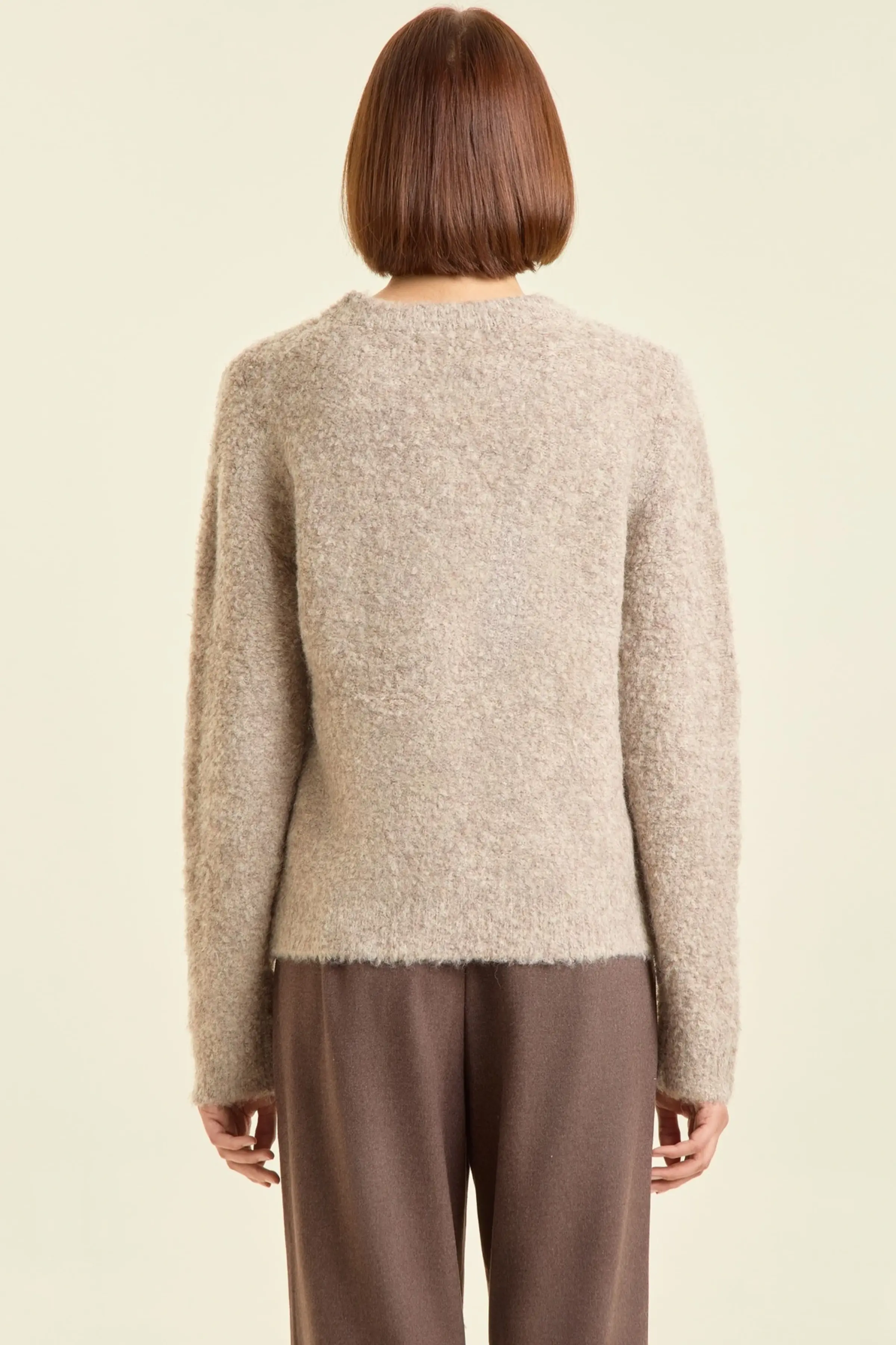 Свитер бежевый для женщин 47292-15 65