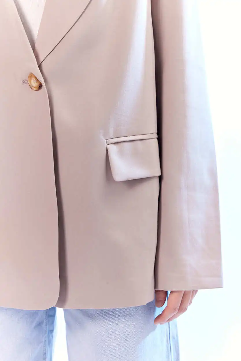 Жакет бежевый для женщин 44165-15 64