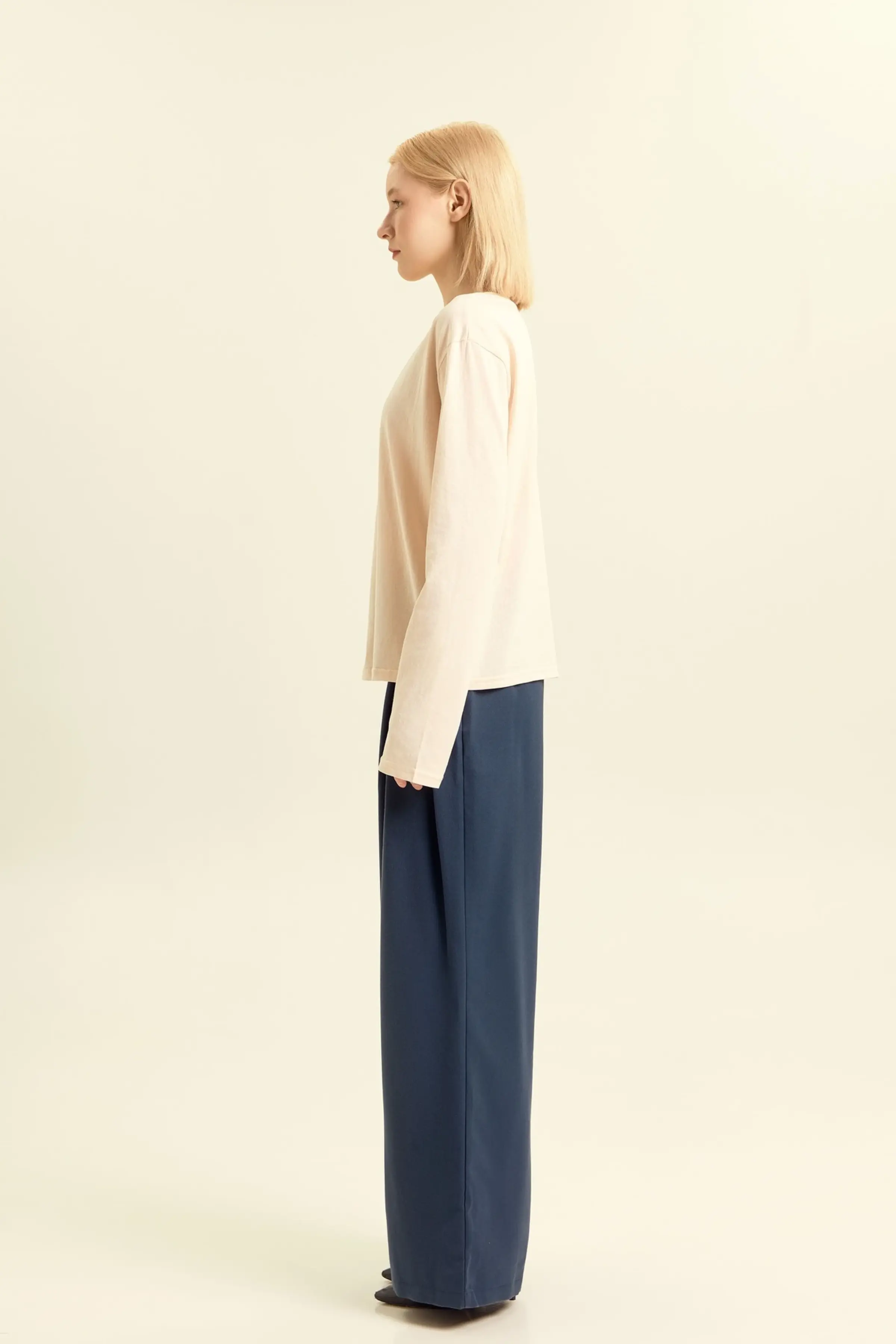 Лонгслив бежевый для женщин 46199-15 59