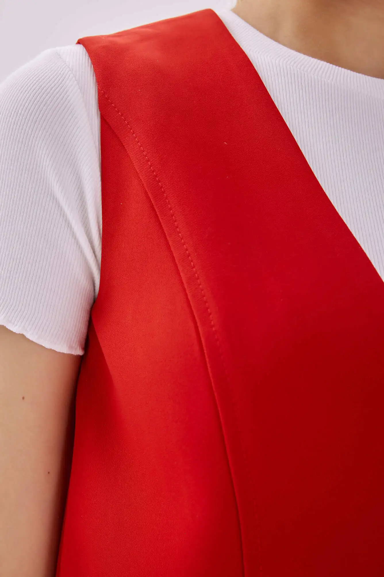 Жилетка красный для женщин 40179-7 68