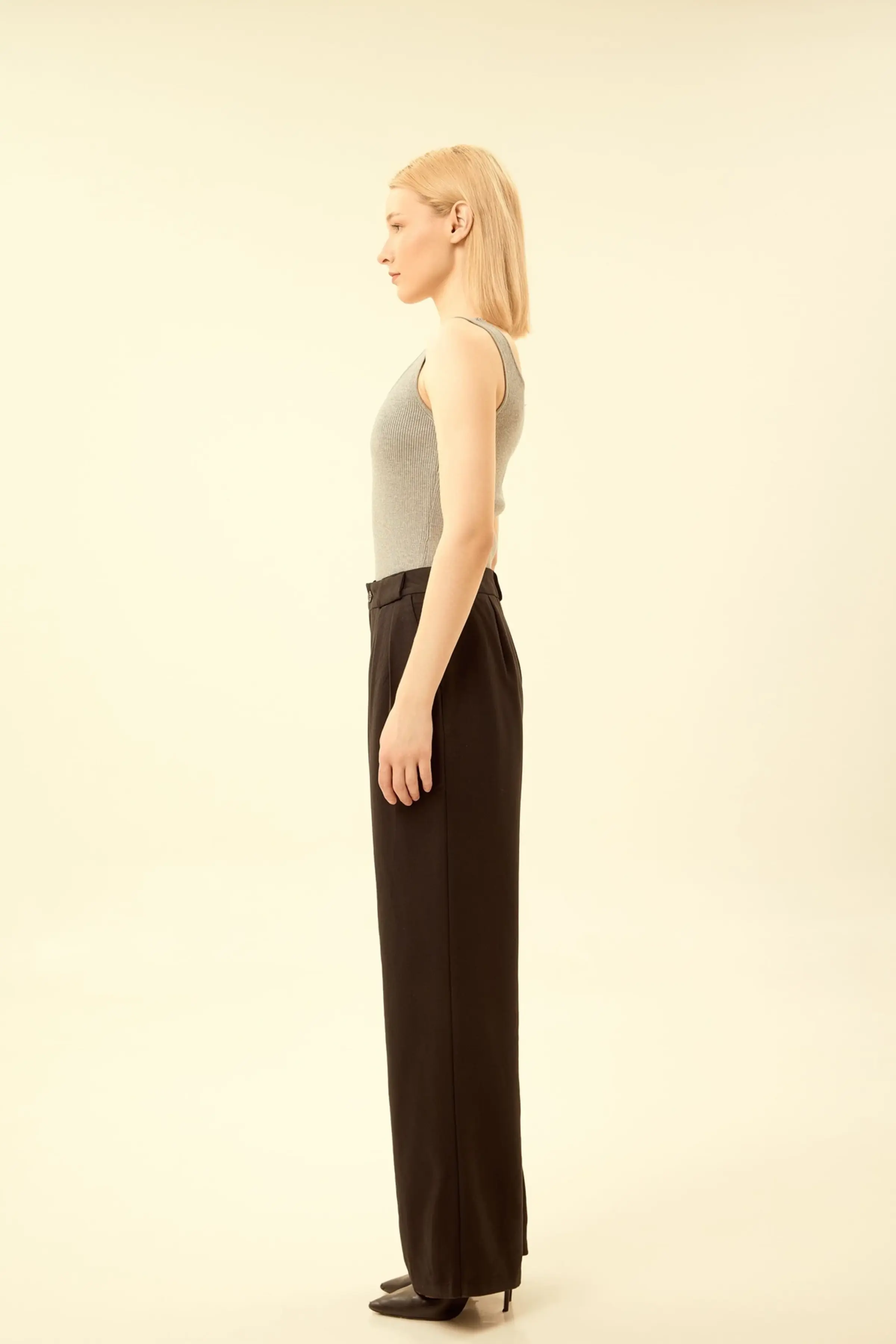 Брюки черный для женщин 46159-1 71