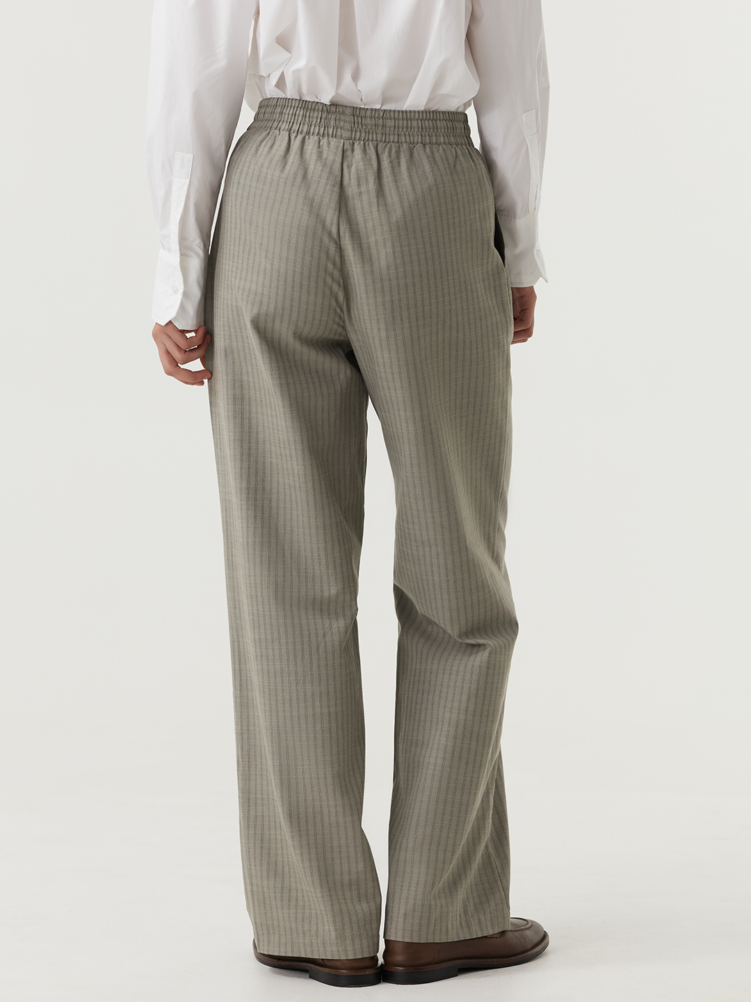 Брюки бело-серая полоска для женщин 48335-49 71