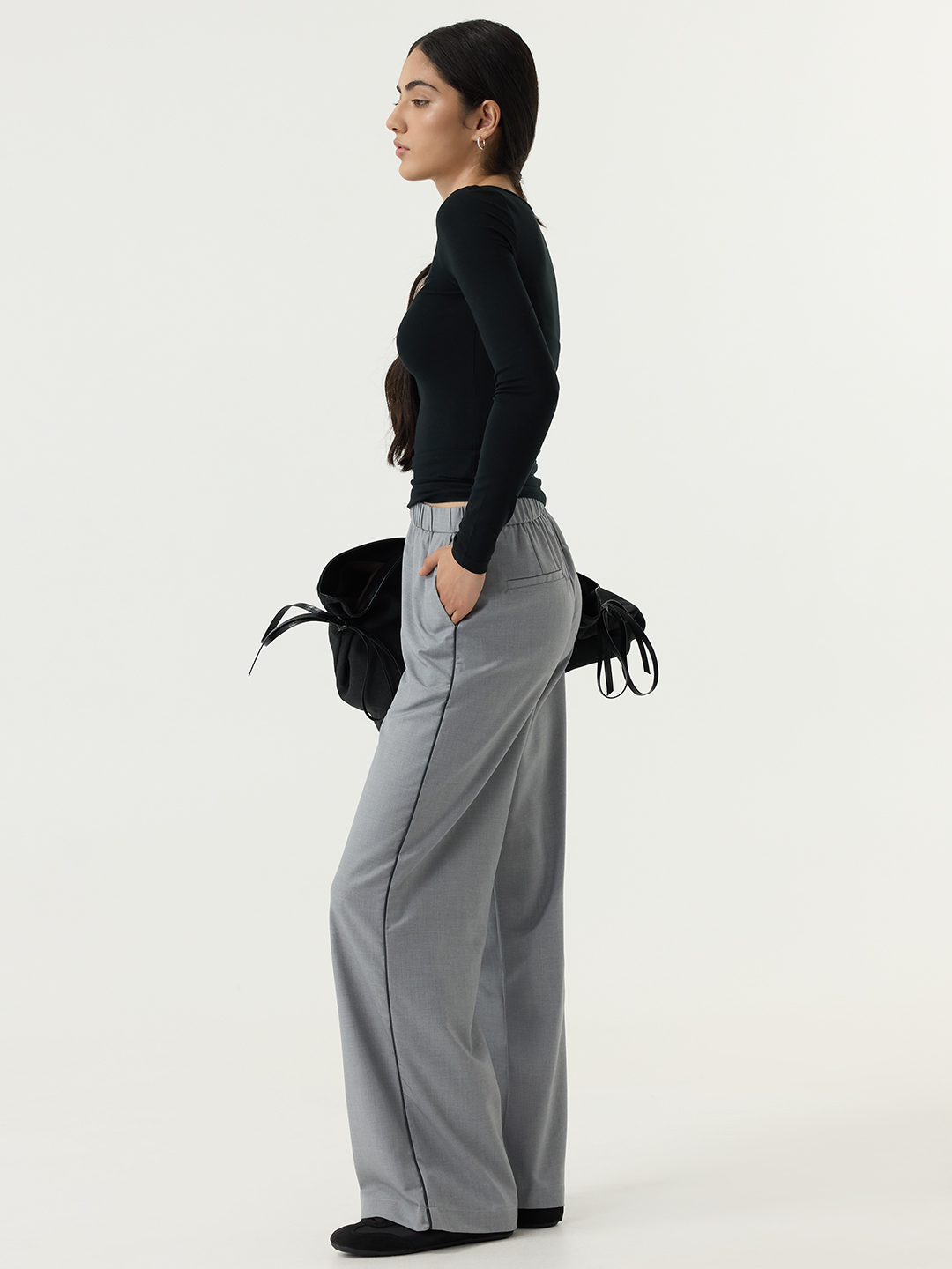 Лонгслив черный для женщин 48108-1 59