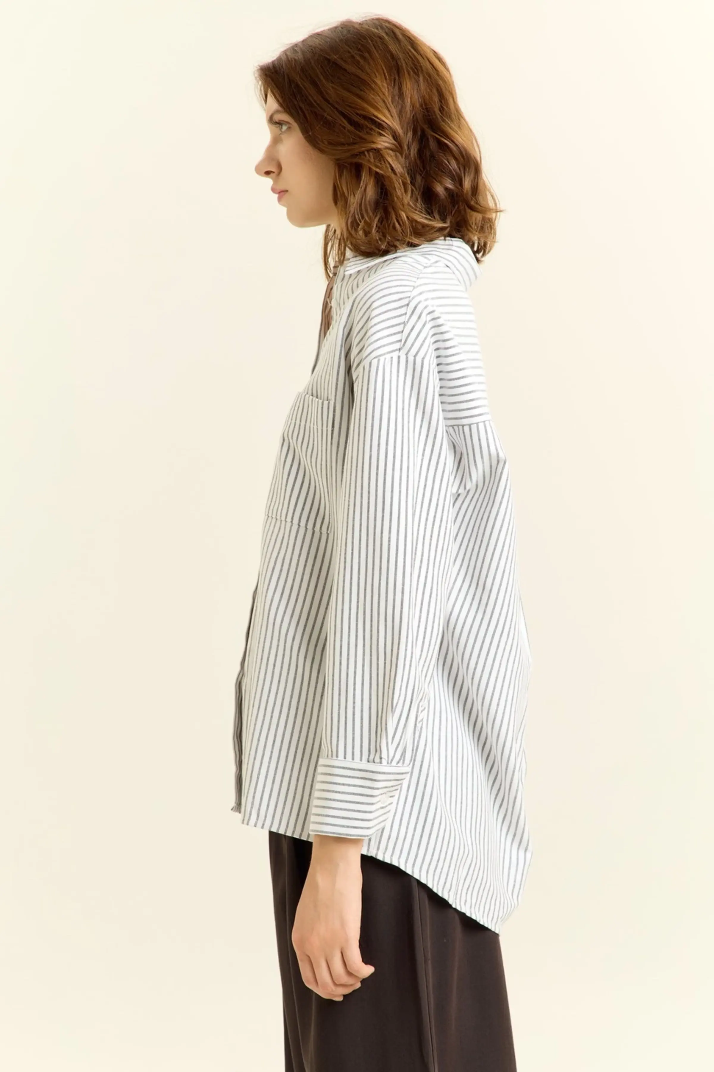 Рубашка бело-черная полоска для женщин 45243-46 66